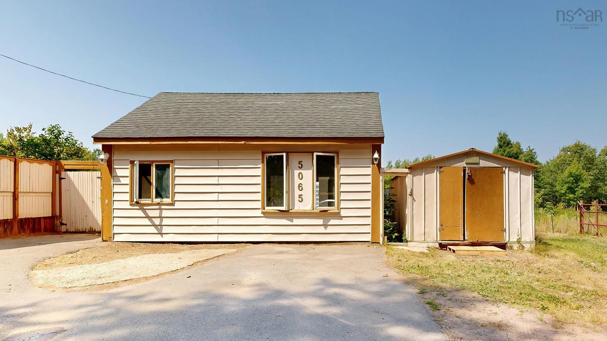 $399,900.00: 5065 Highway 1, Waterville