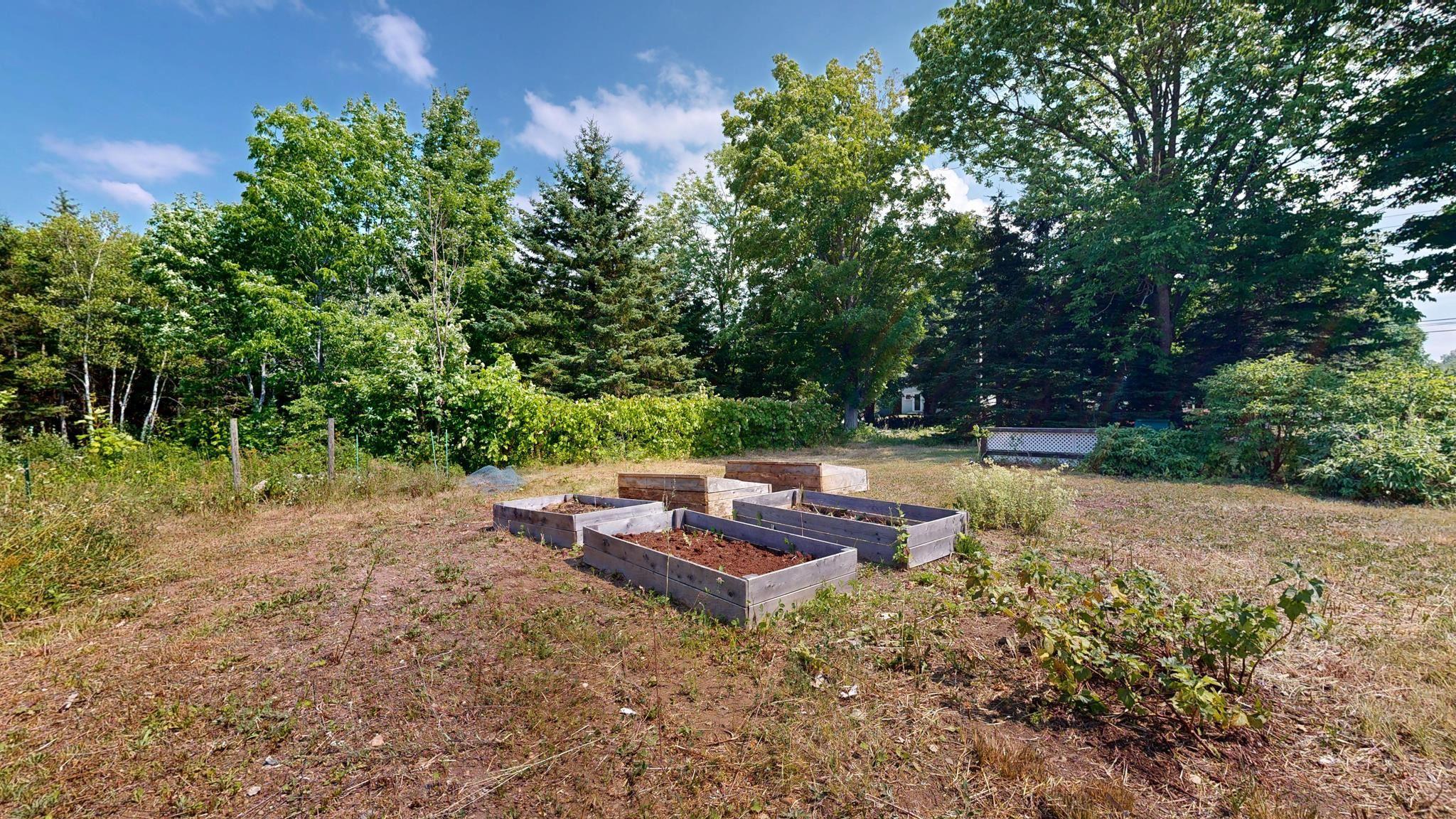 $399,900.00: 5065 Highway 1, Waterville