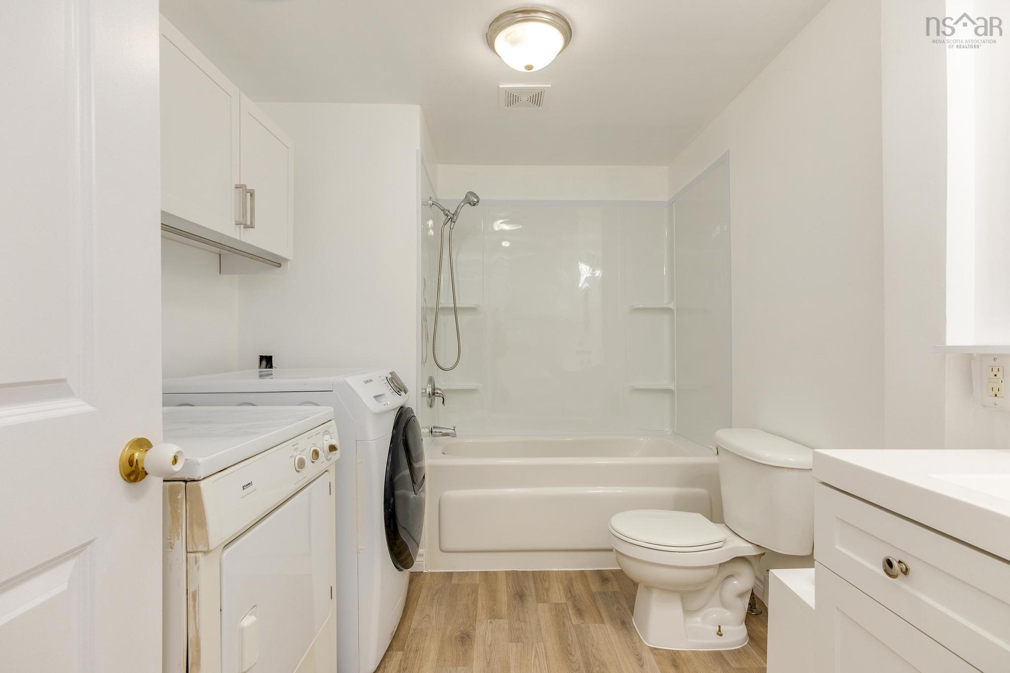 $200,000.00: 27 Florence Avenue, Dartmouth