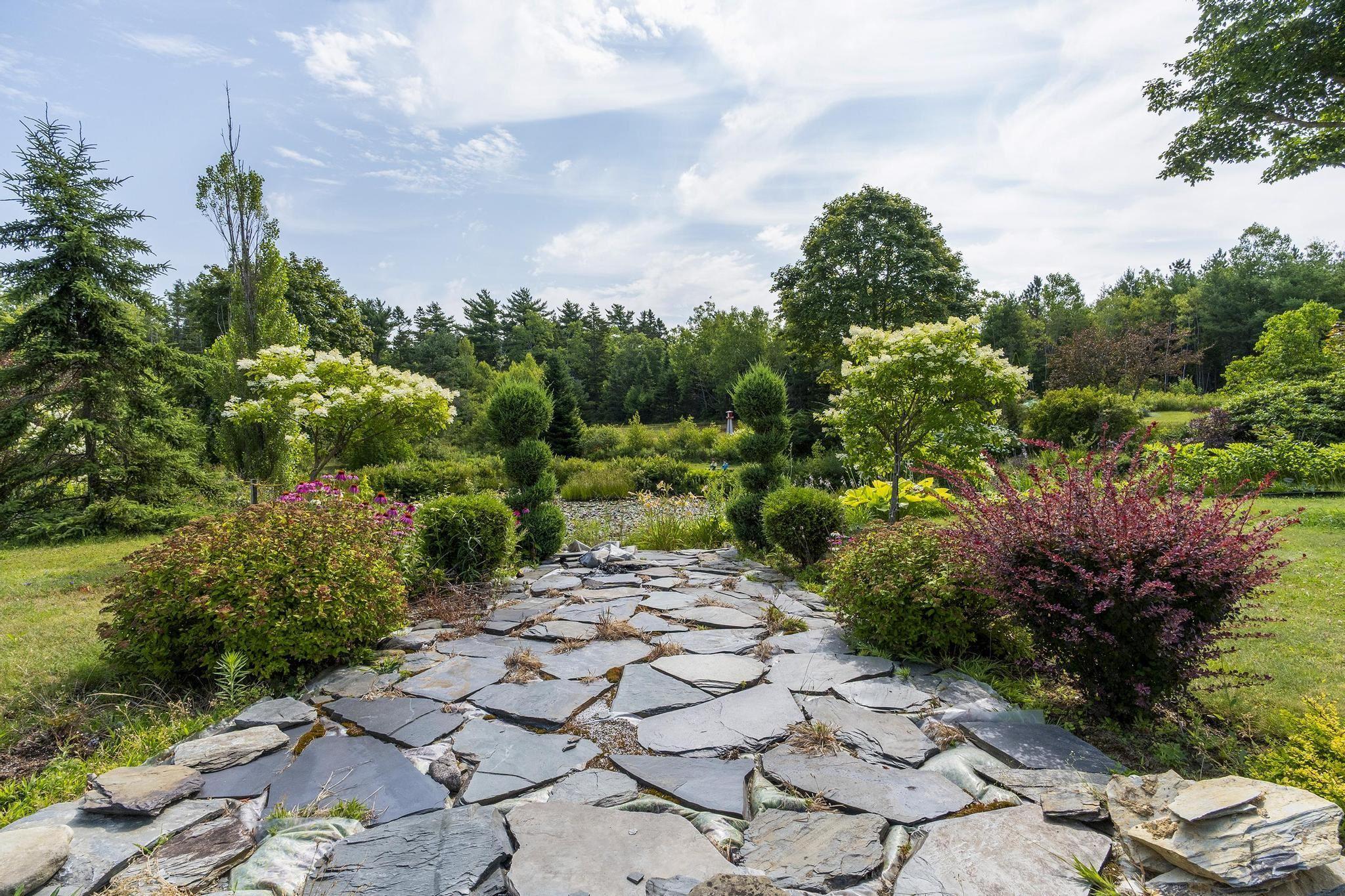 $429,900.00: 18665 Highway 103, Middlewood