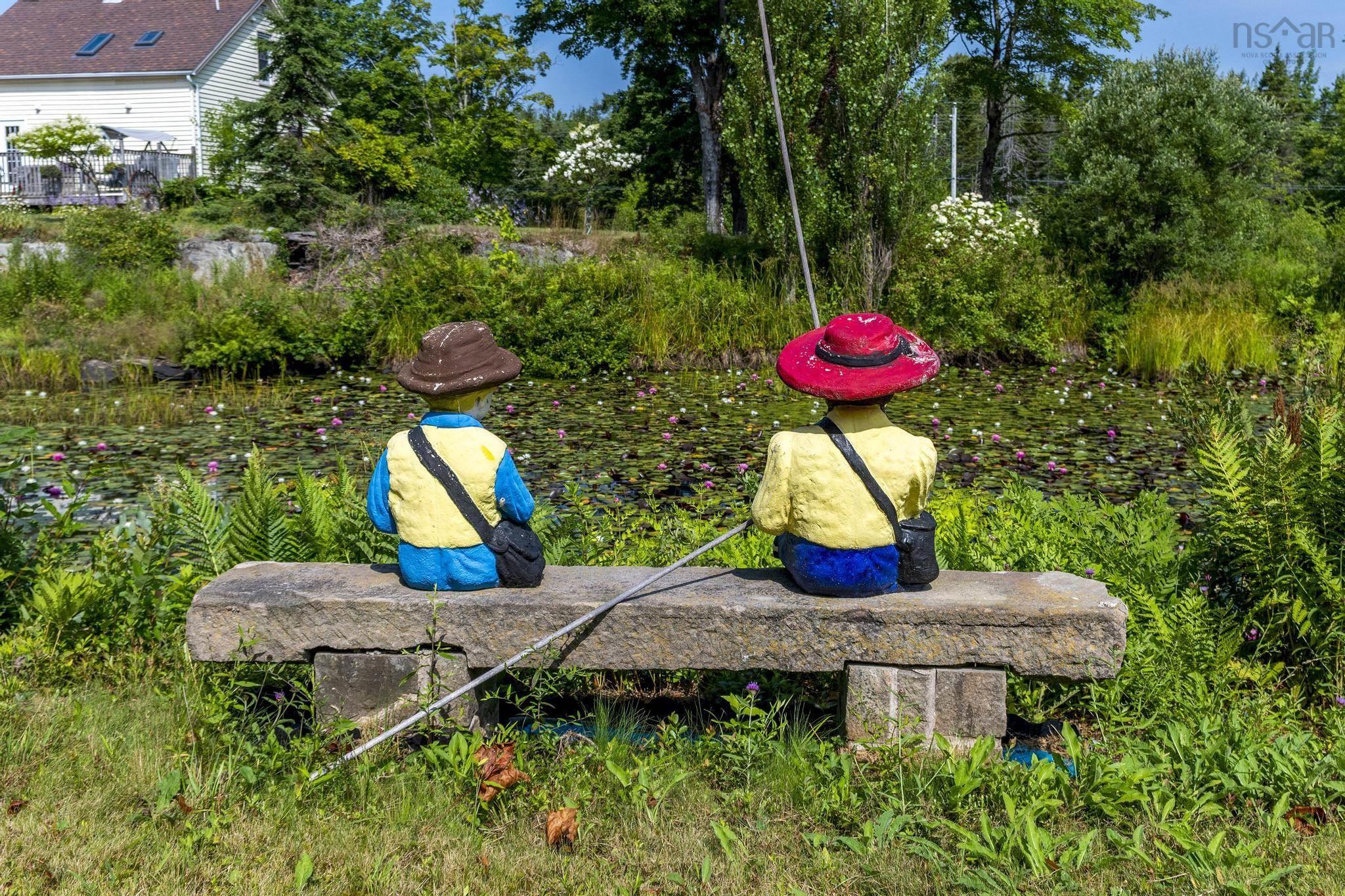 $429,900.00: 18665 Highway 103, Middlewood