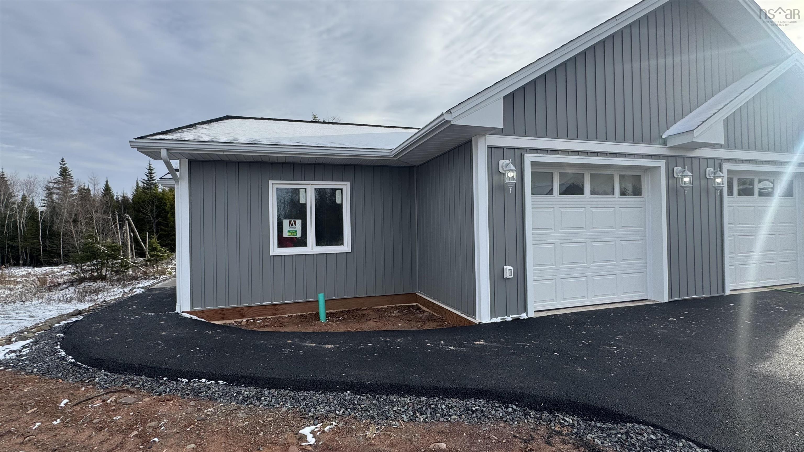 $405,000.00: 139 BLAINEDALE Drive, Salmon River