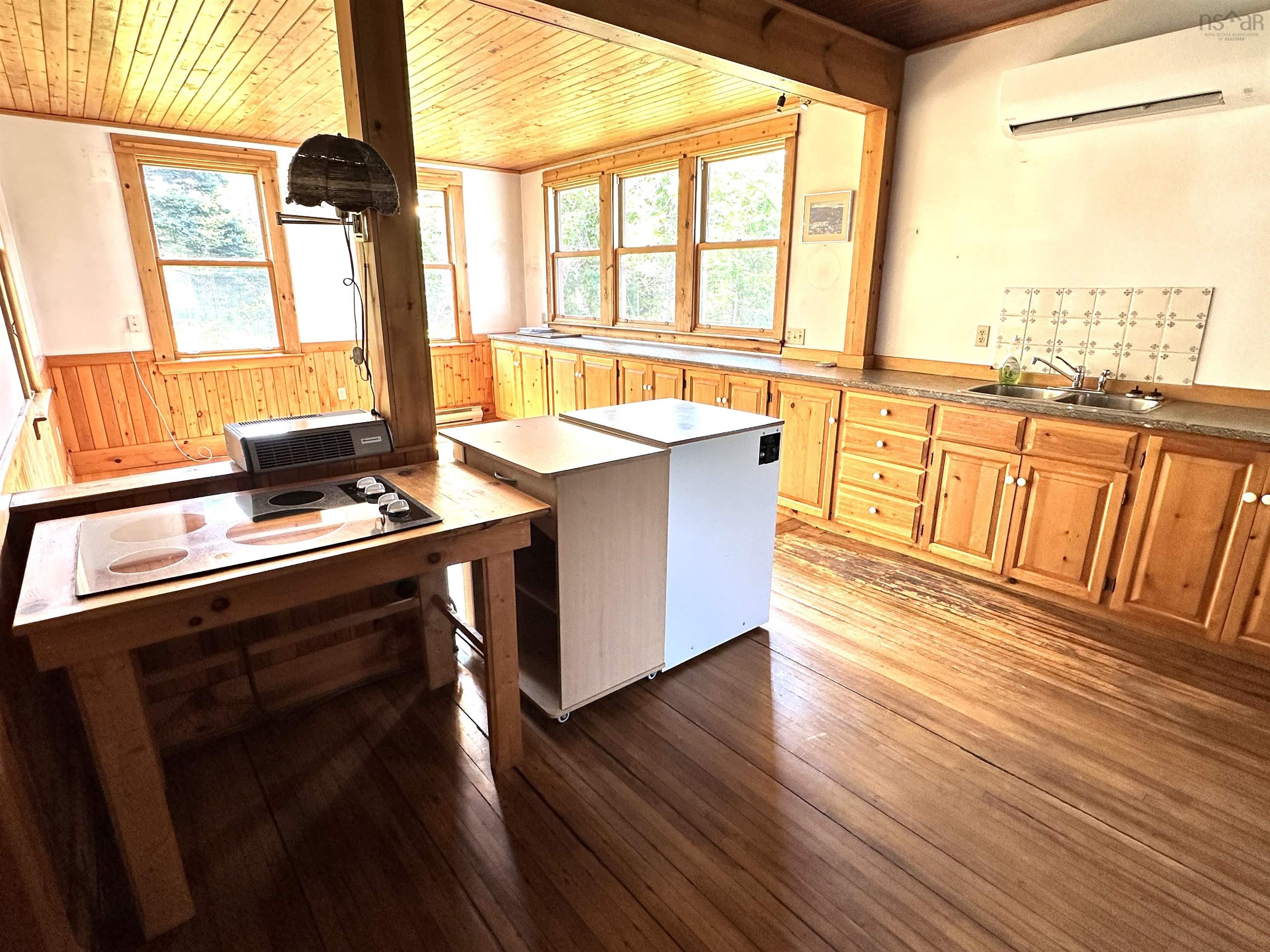 $495,000.00: 850 Rockland Road + 16 acres, East Side Of Ragged Island