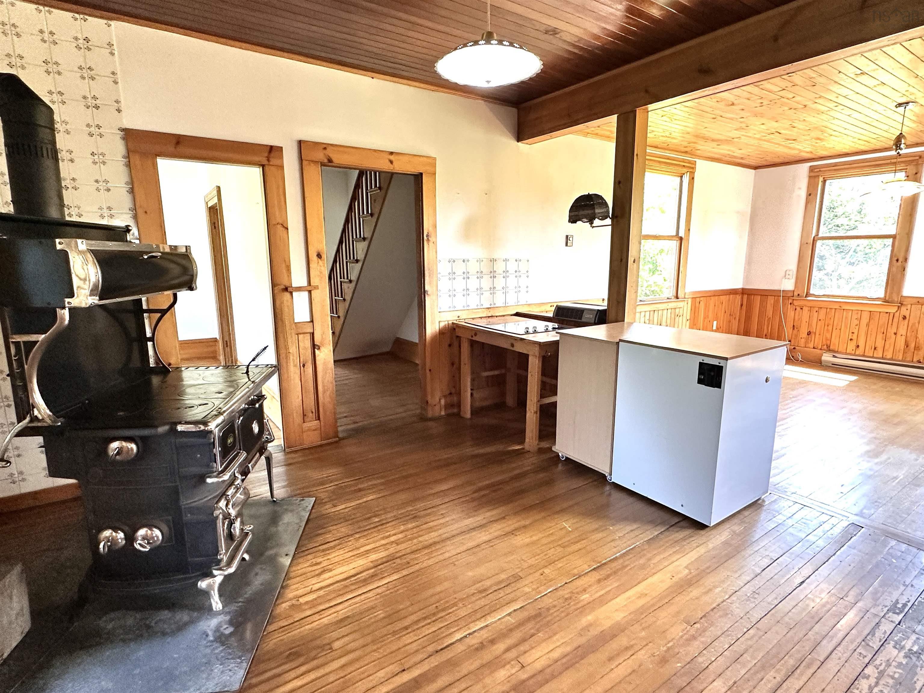 $495,000.00: 850 Rockland Road + 16 acres, East Side Of Ragged Island