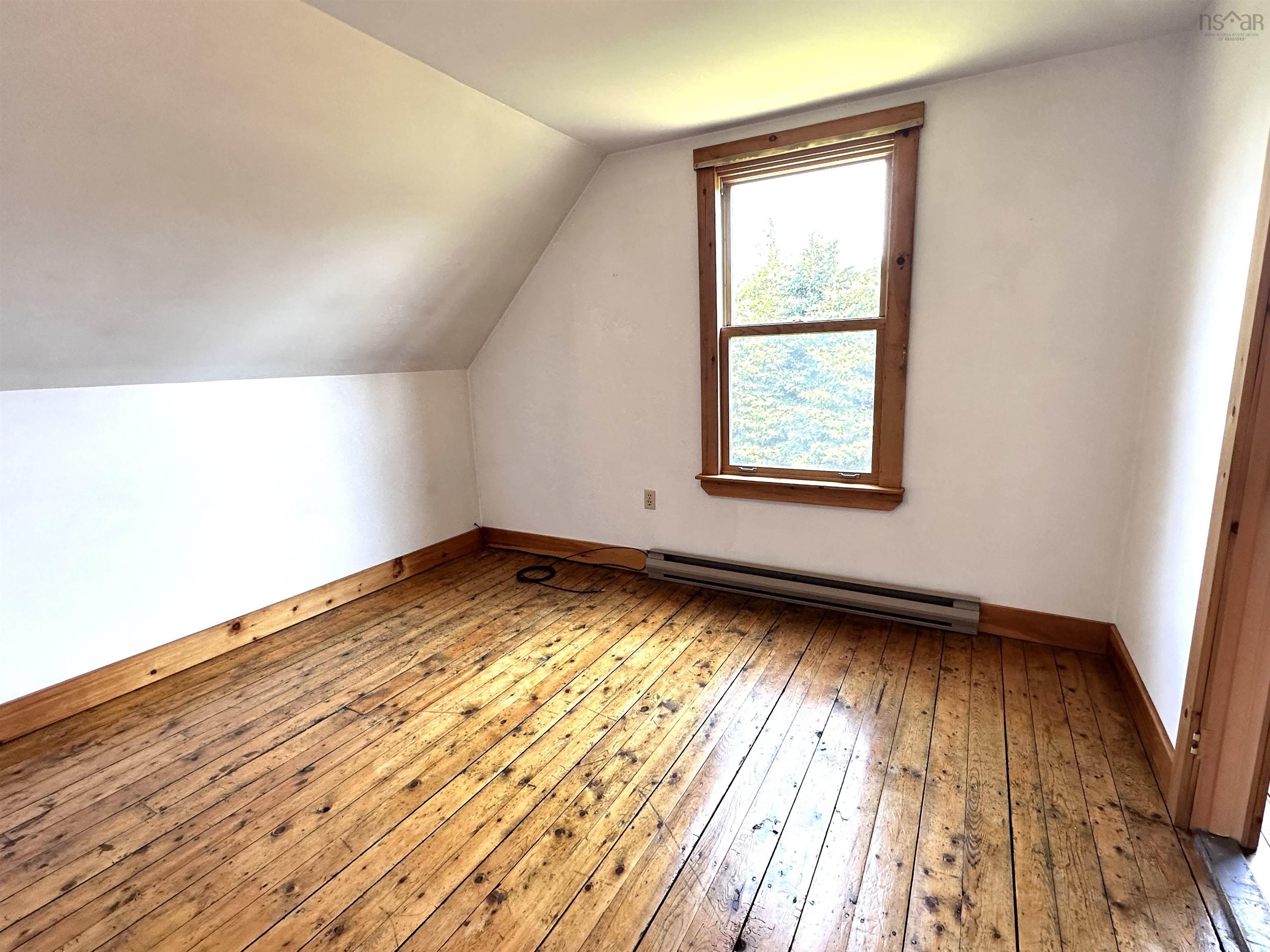 $495,000.00: 850 Rockland Road + 16 acres, East Side Of Ragged Island