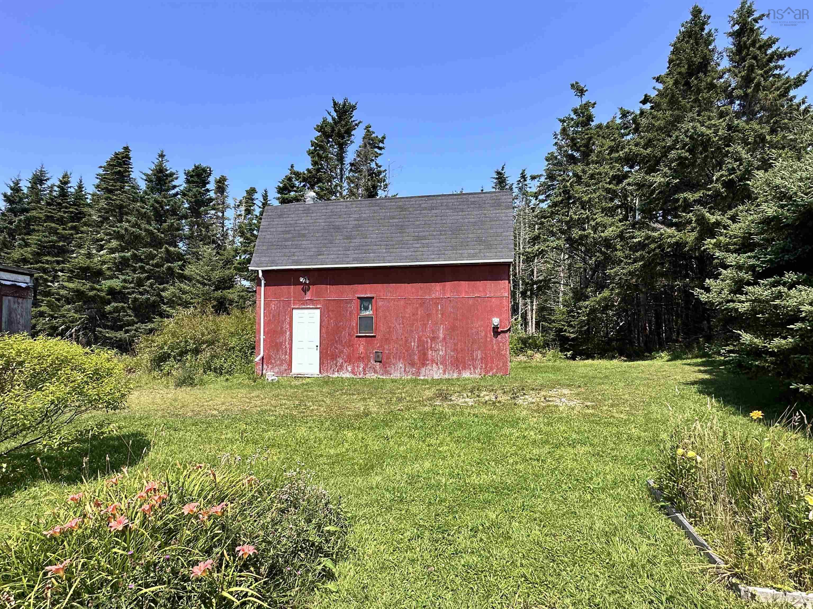 $495,000.00: 850 Rockland Road + 16 acres, East Side Of Ragged Island