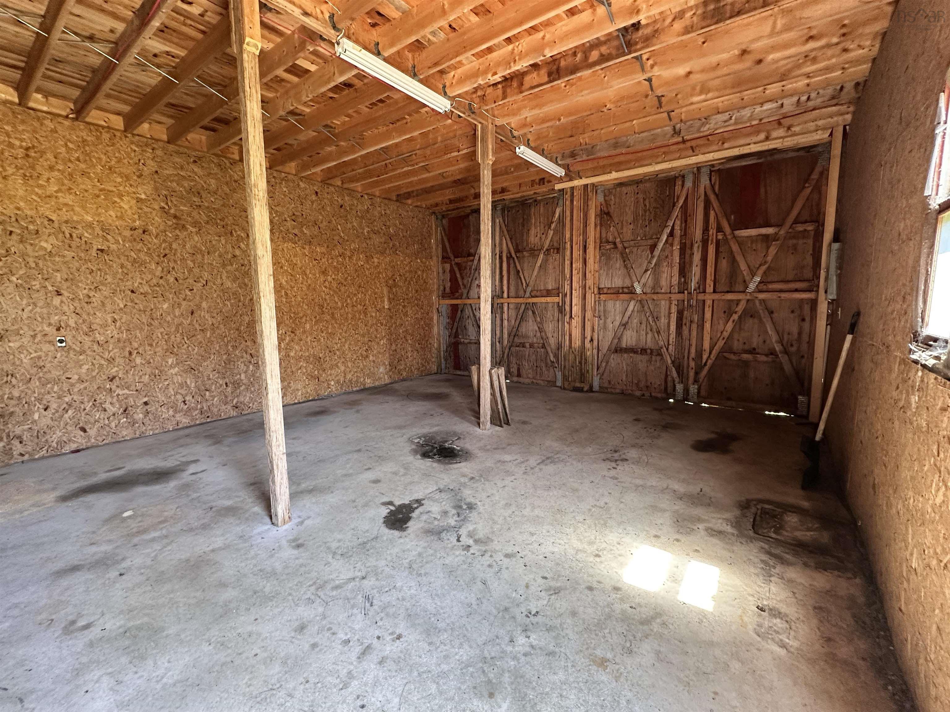 $495,000.00: 850 Rockland Road + 16 acres, East Side Of Ragged Island