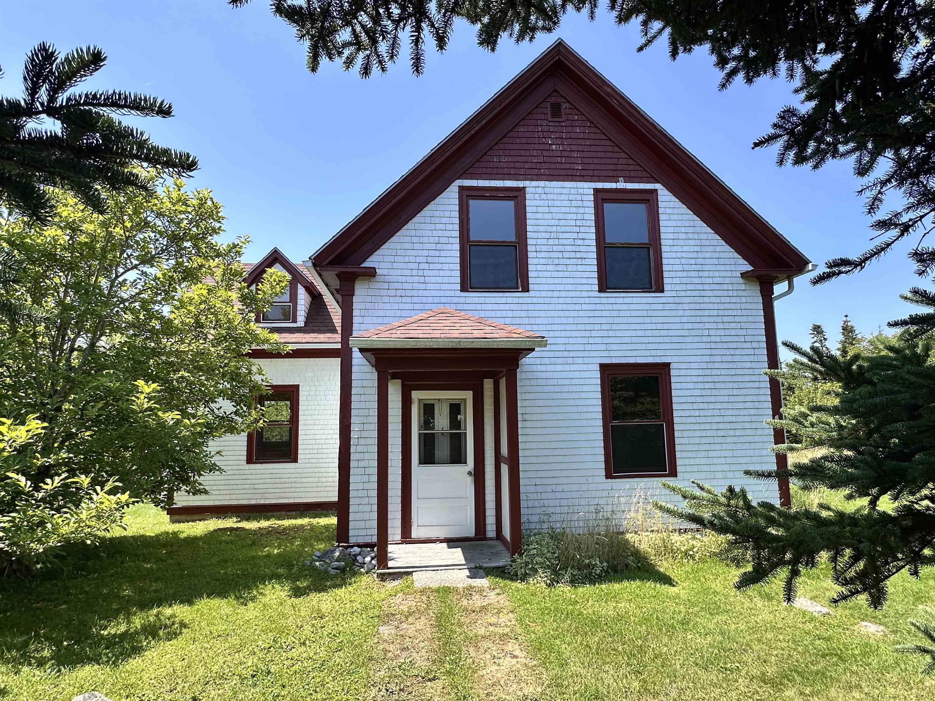 $495,000.00: 850 Rockland Road + 16 acres, East Side Of Ragged Island