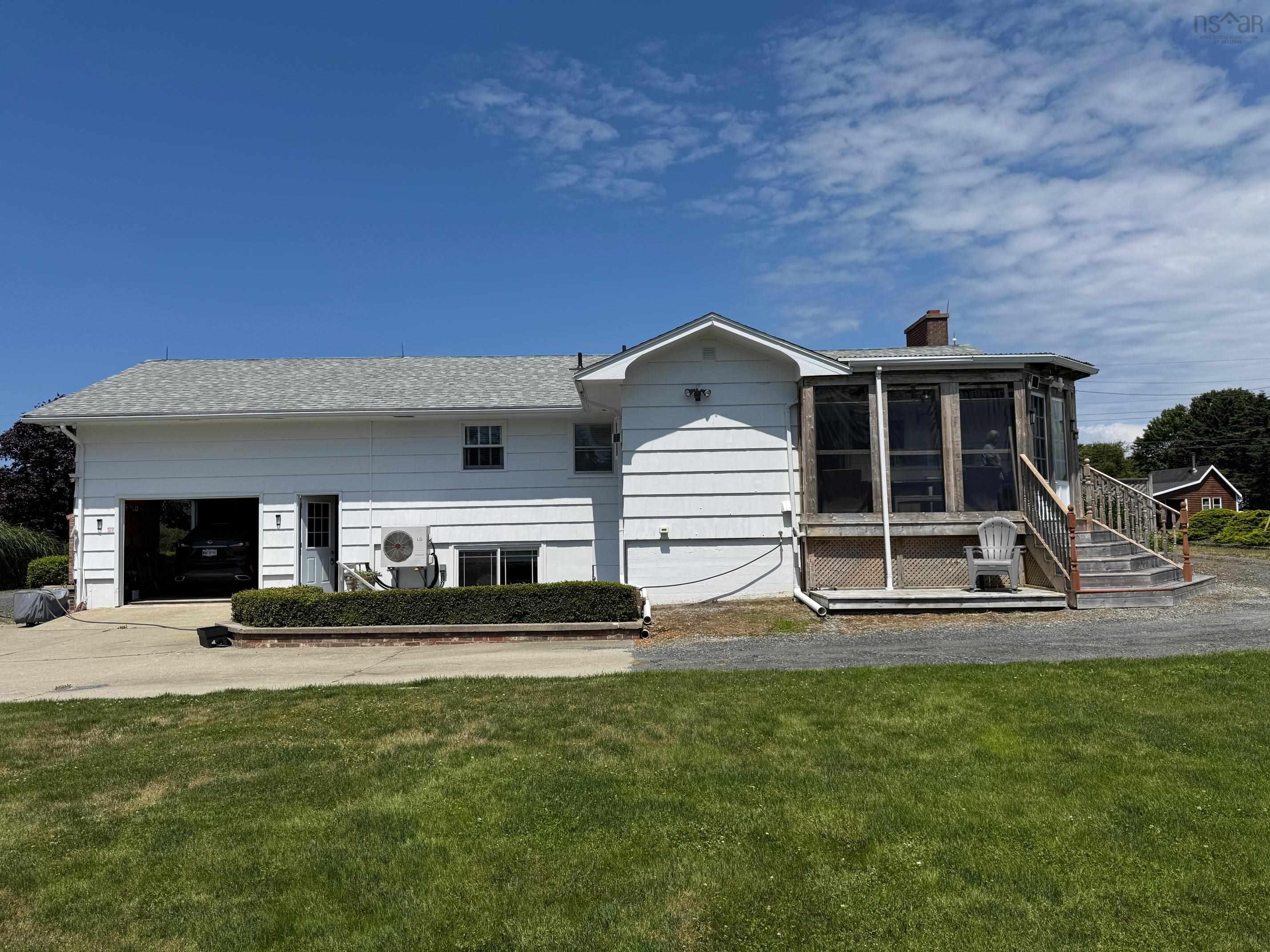 $474,900.00: 89 Pond Road, Lower West Pubnico