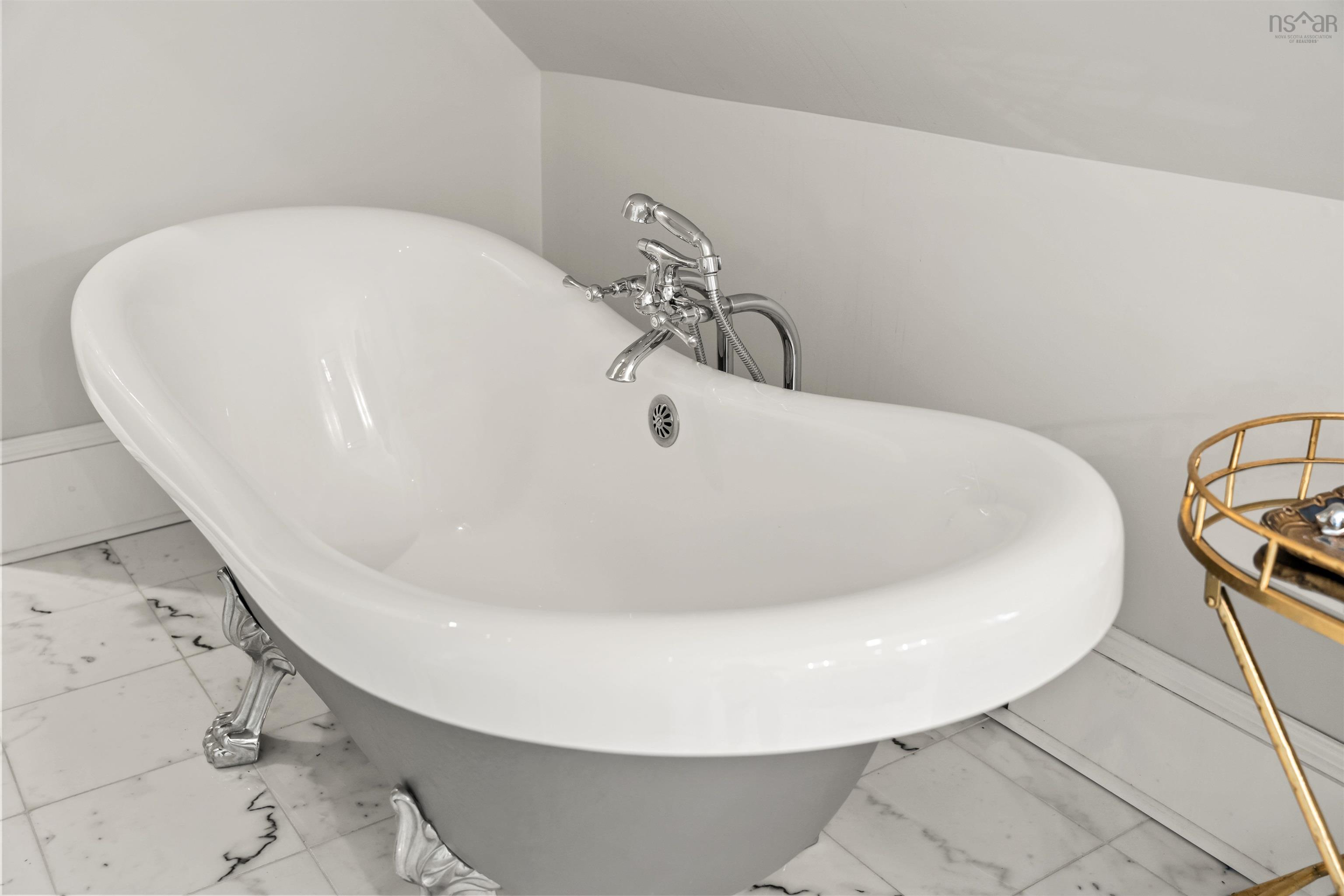 $1,200,000.00: 215 Pelham Street, Lunenburg