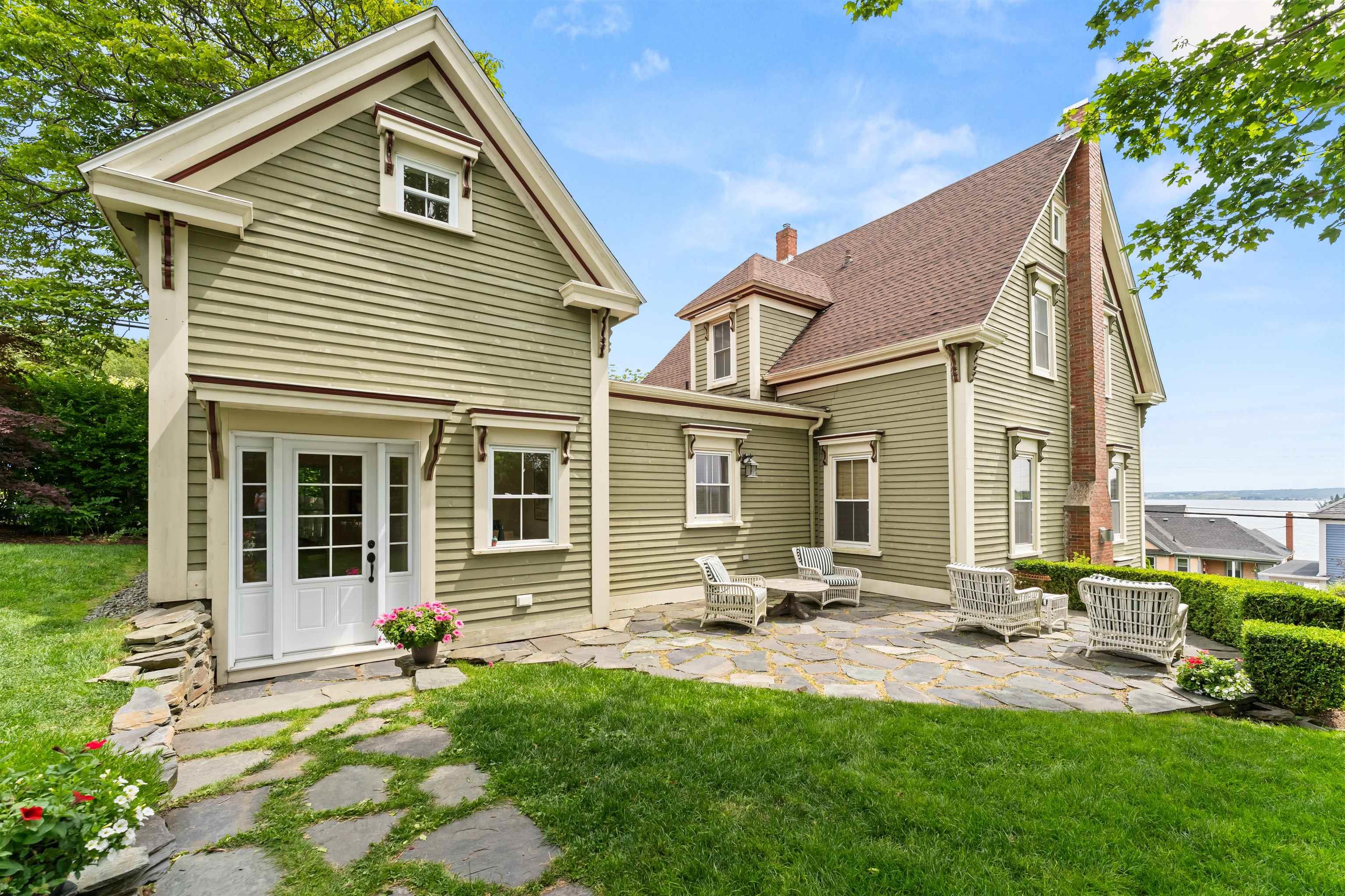 $1,200,000.00: 215 Pelham Street, Lunenburg