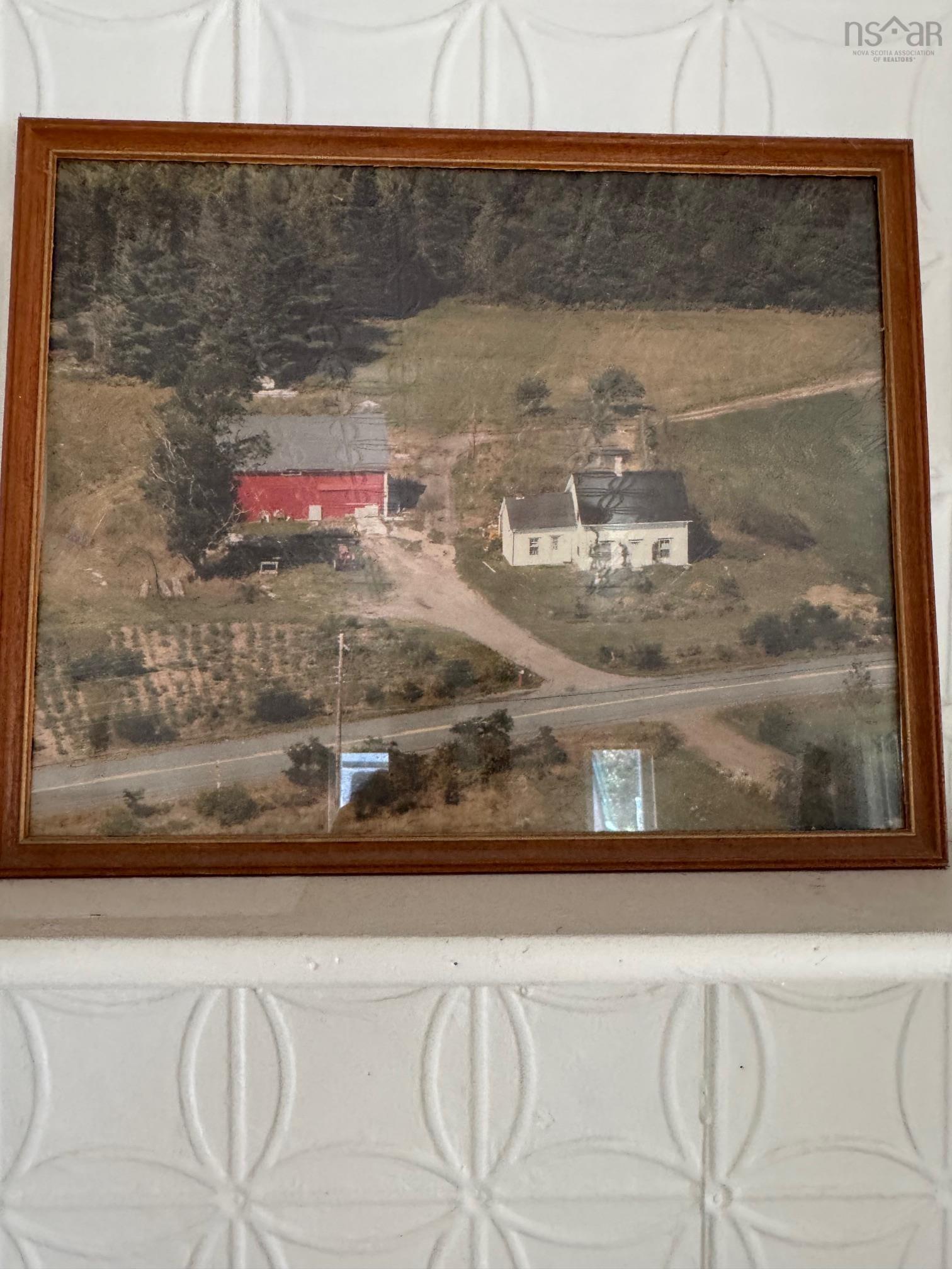 $329,900.00: 960 Highway 208, Simpsons Corner