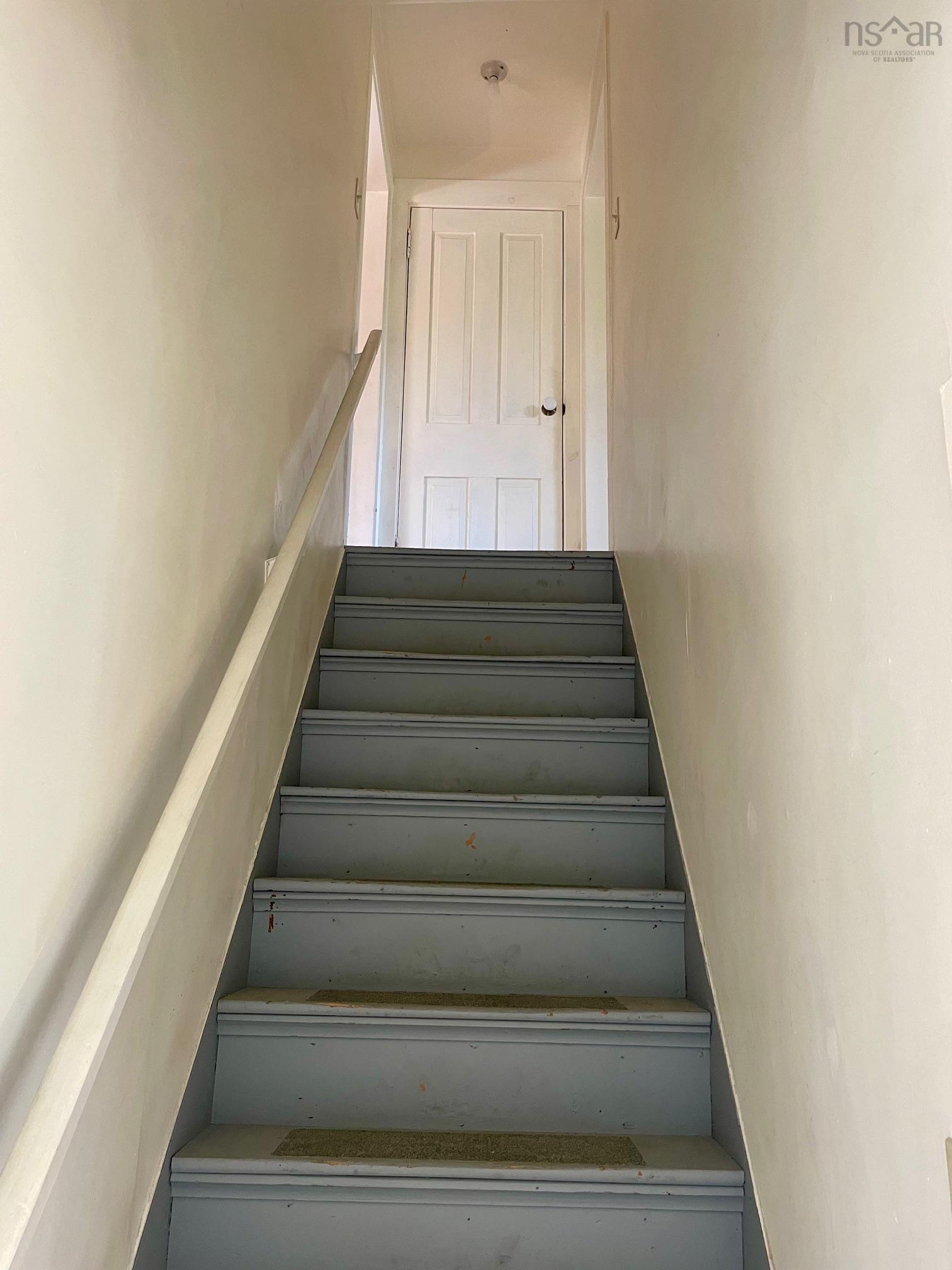 $329,900.00: 960 Highway 208, Simpsons Corner