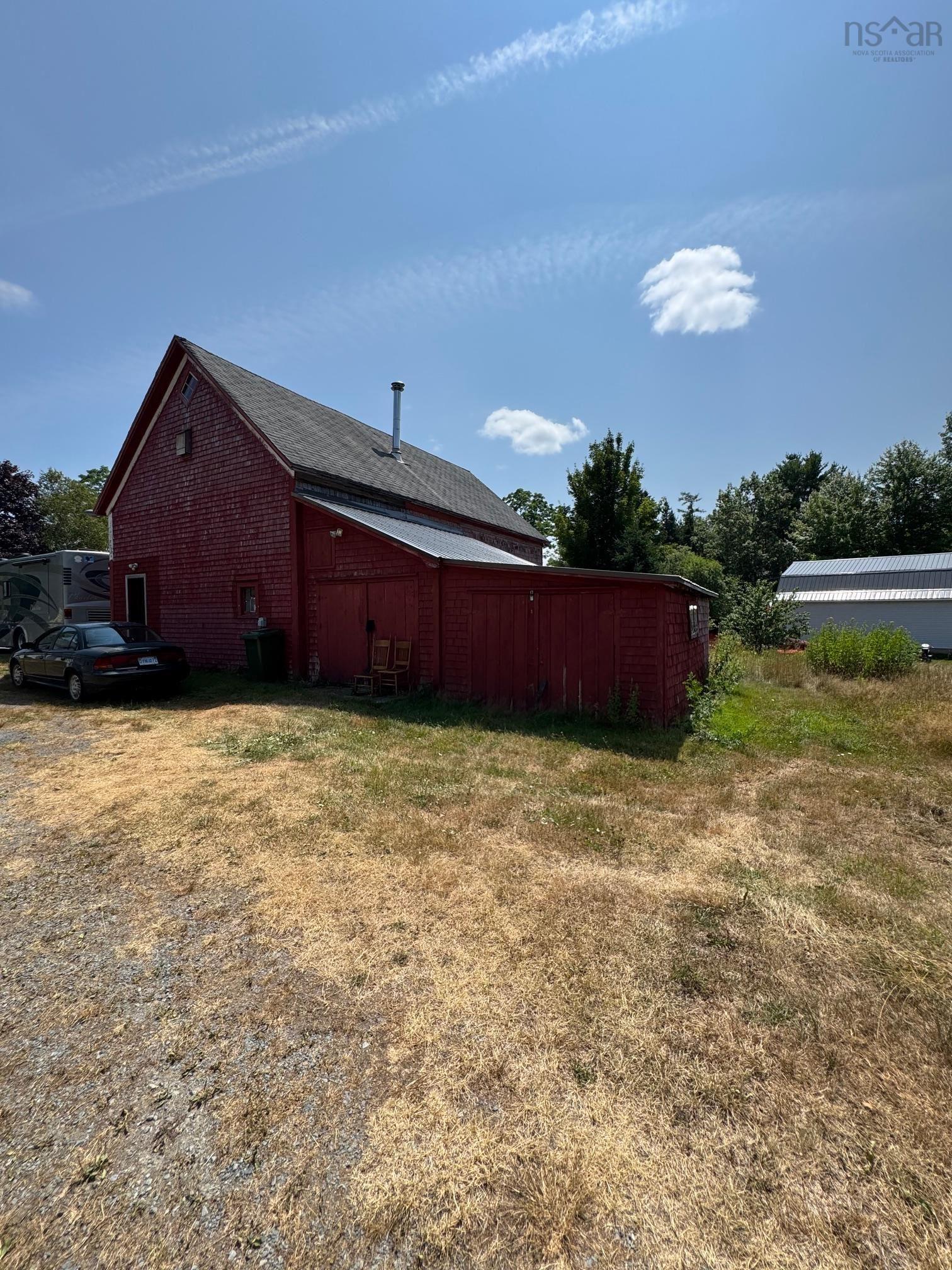 $329,900.00: 960 Highway 208, Simpsons Corner