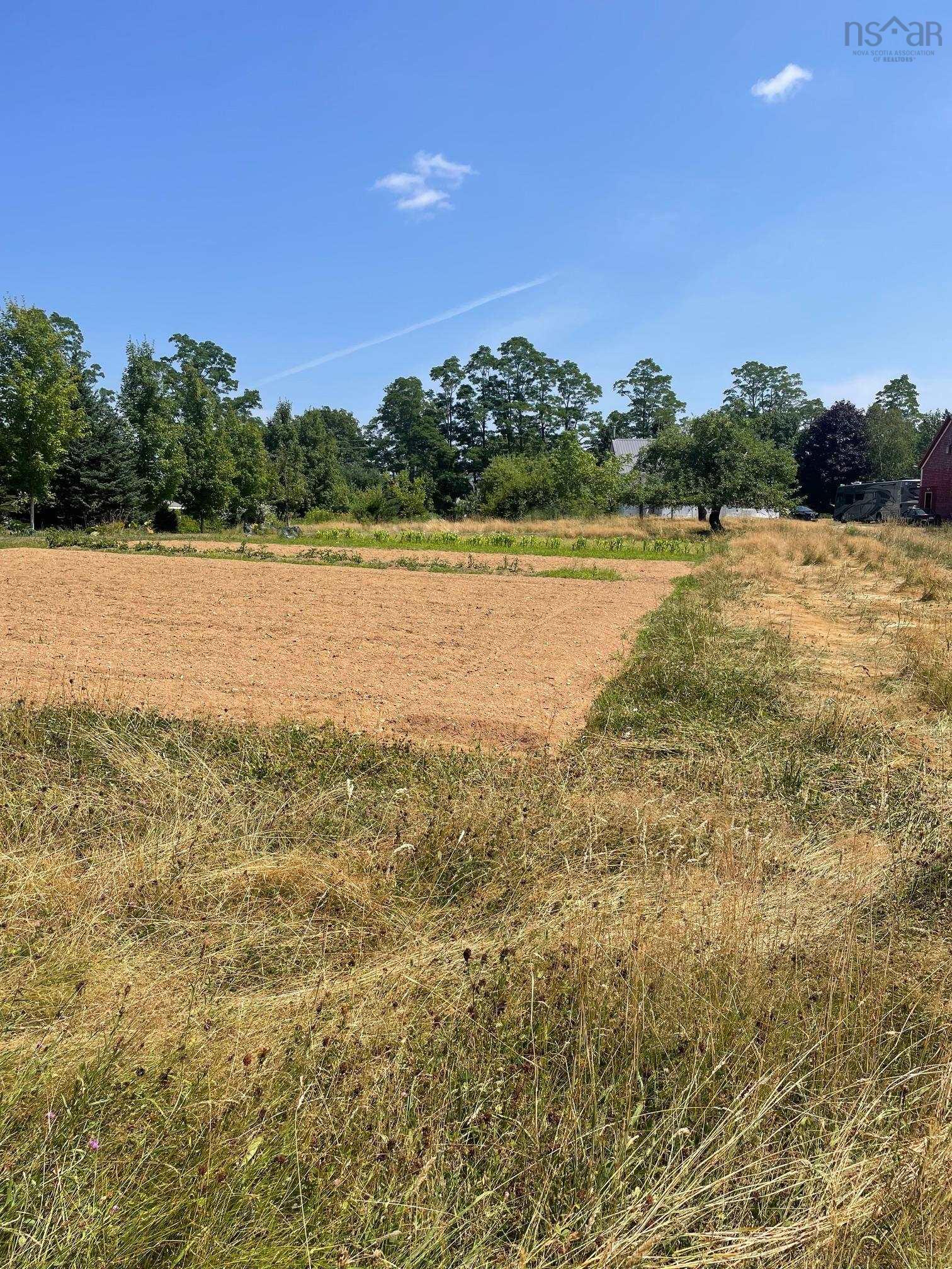 $329,900.00: 960 Highway 208, Simpsons Corner