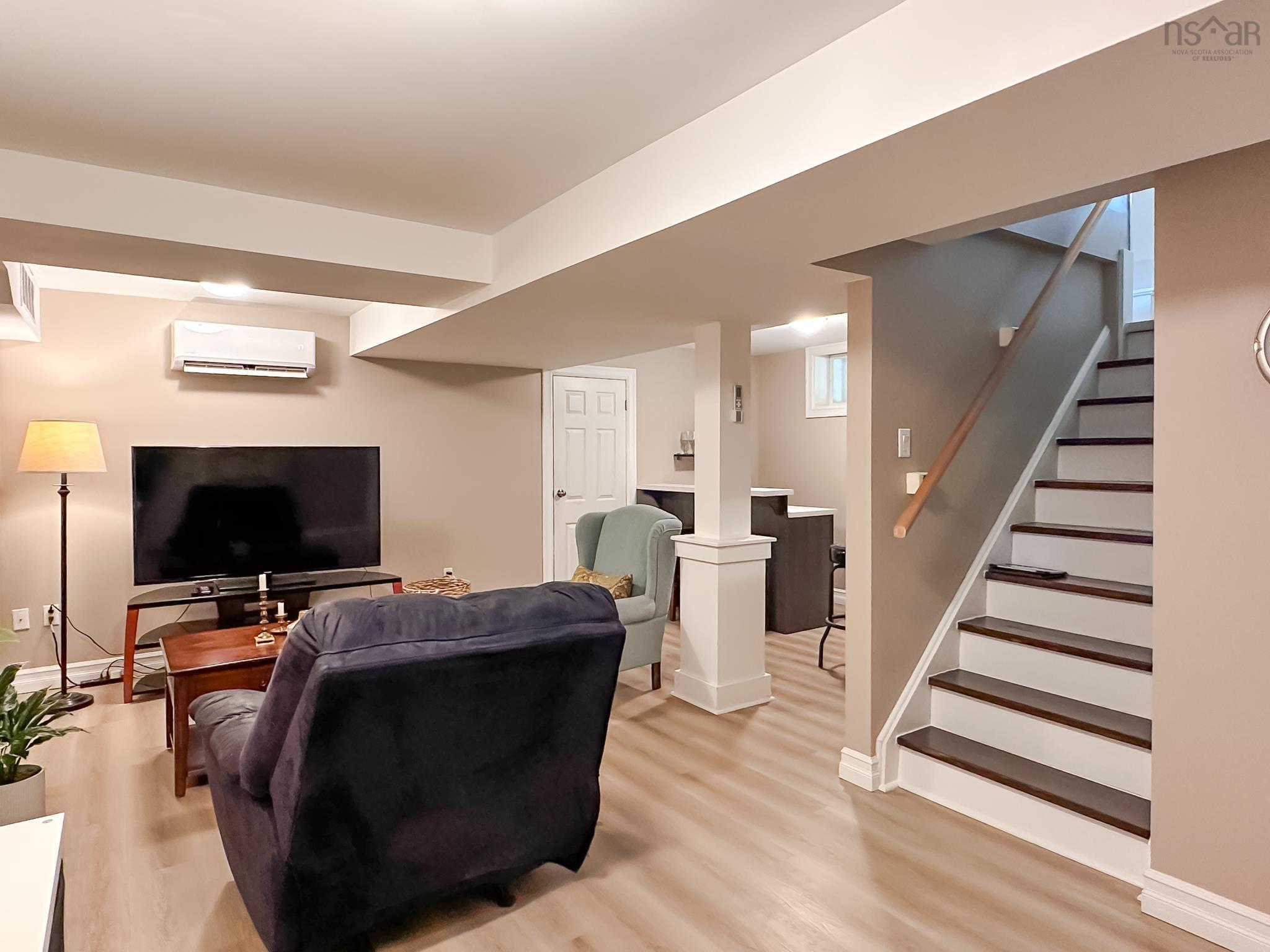 $385,000.00: 12 Southview Avenue, Kentville