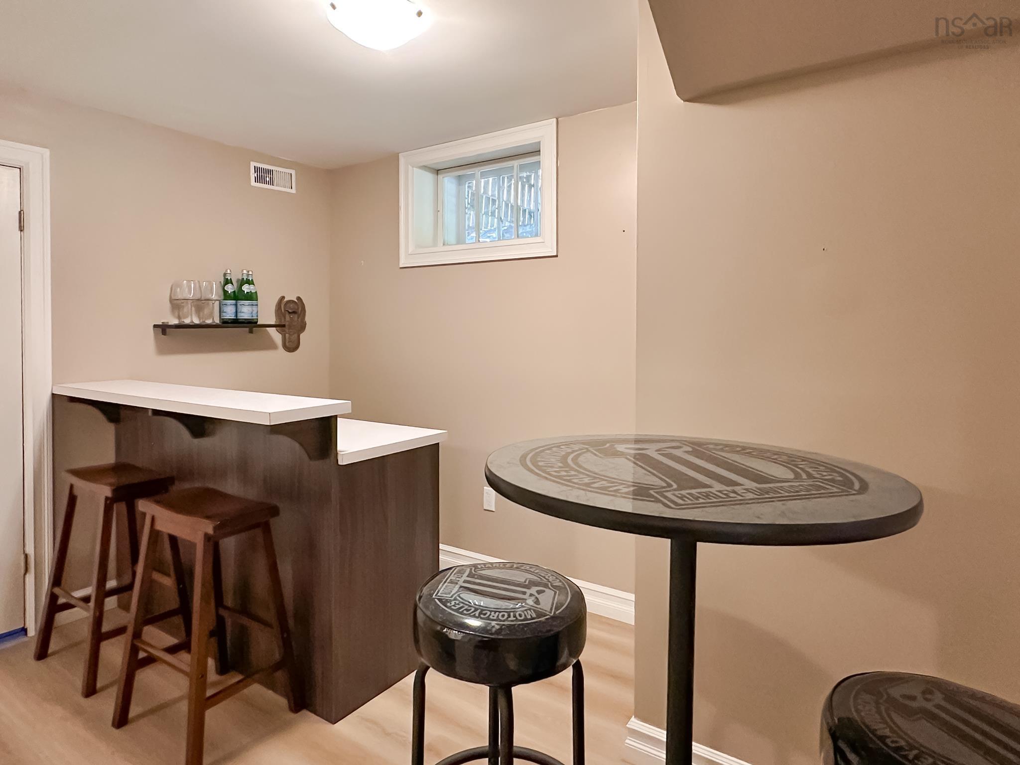 $385,000.00: 12 Southview Avenue, Kentville