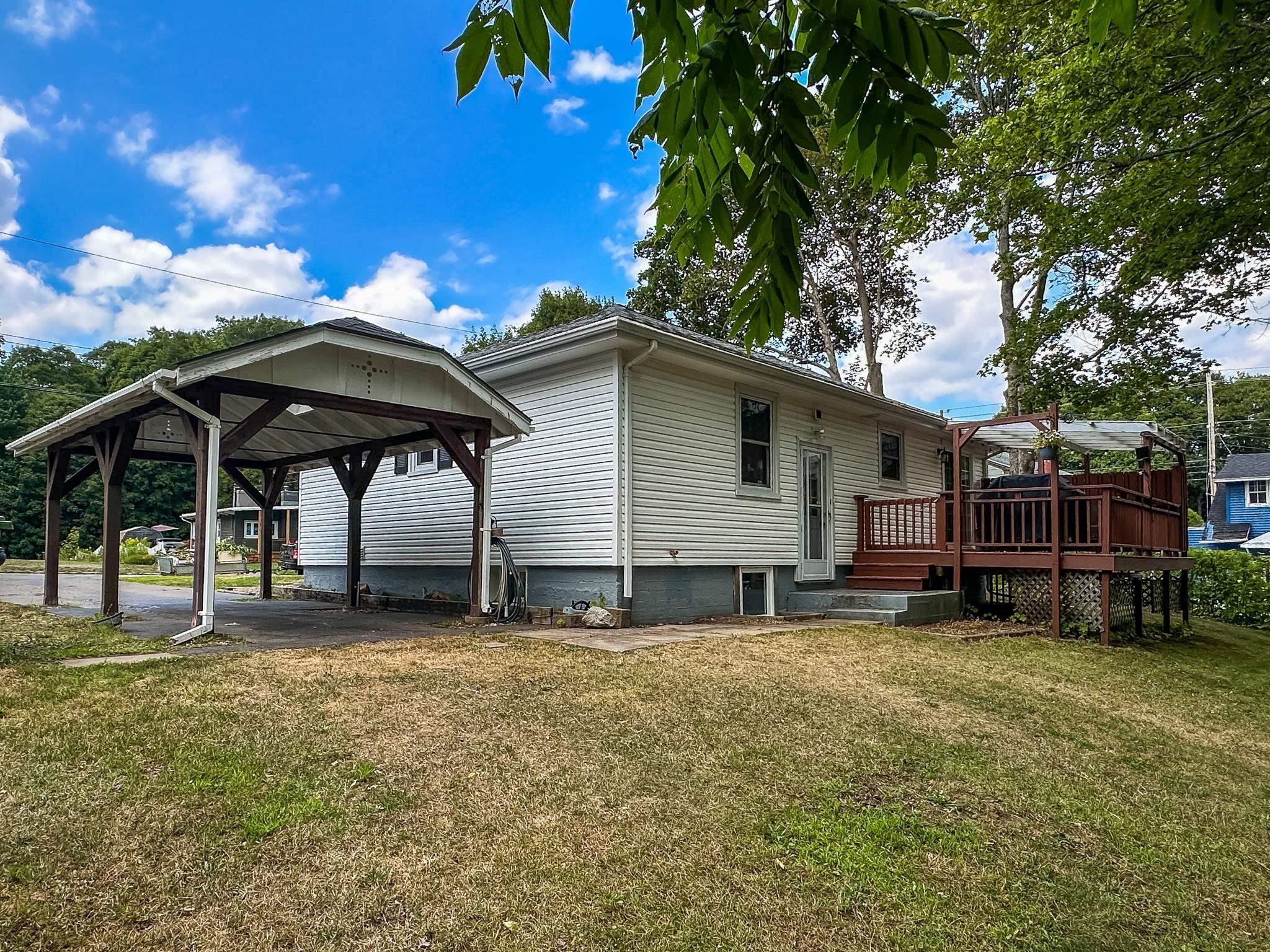 $385,000.00: 12 Southview Avenue, Kentville