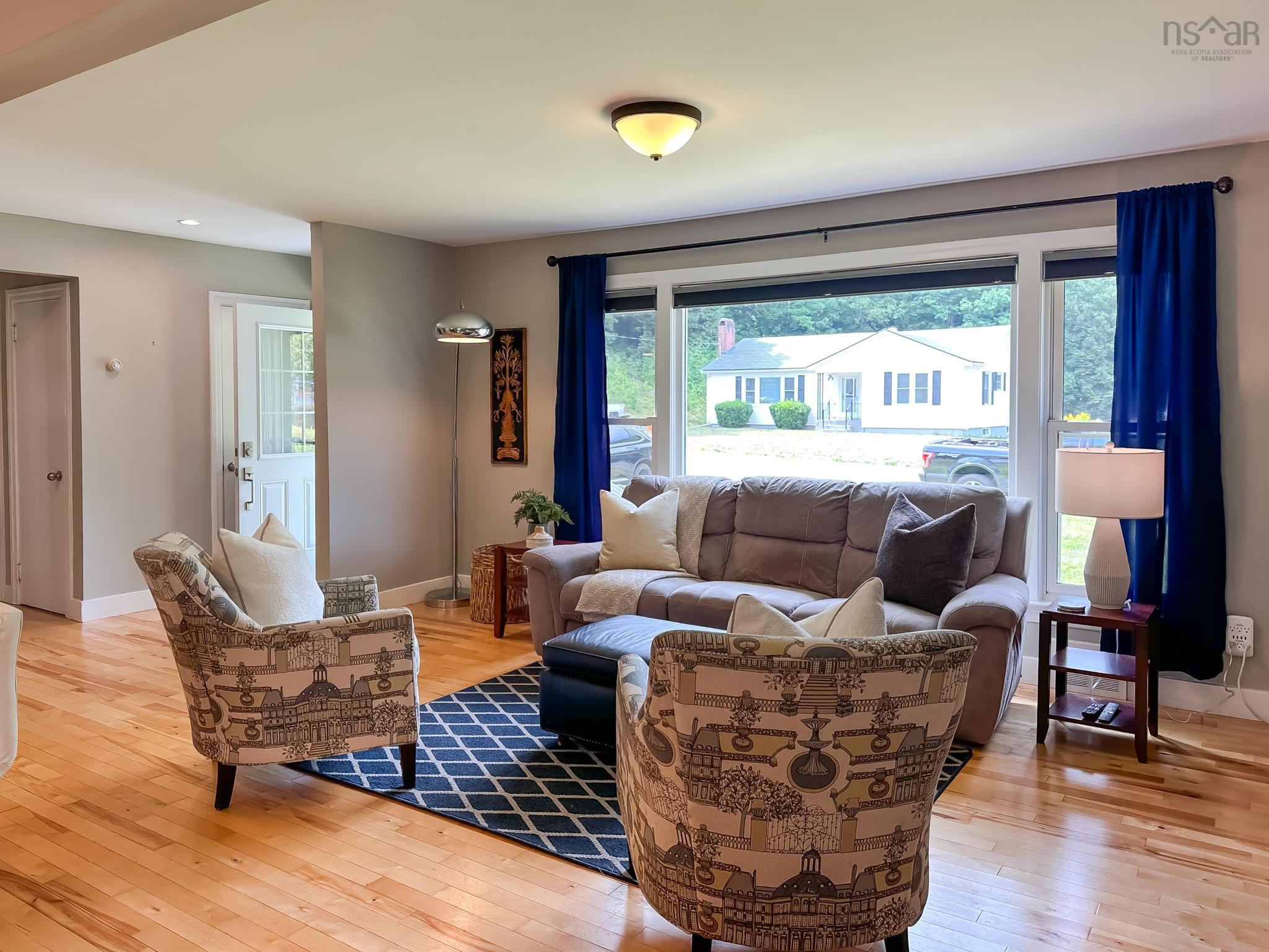 $385,000.00: 12 Southview Avenue, Kentville