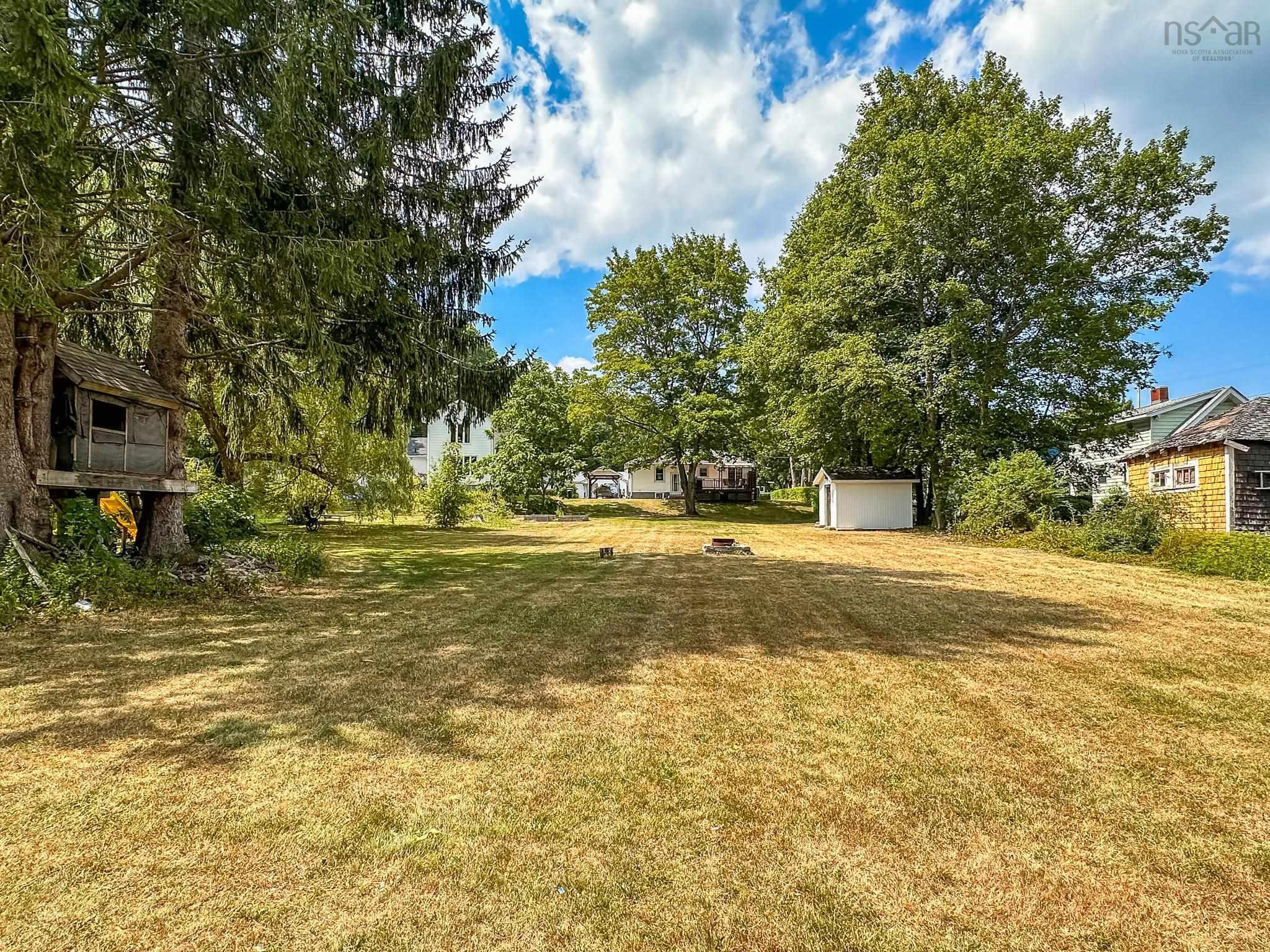 $385,000.00: 12 Southview Avenue, Kentville