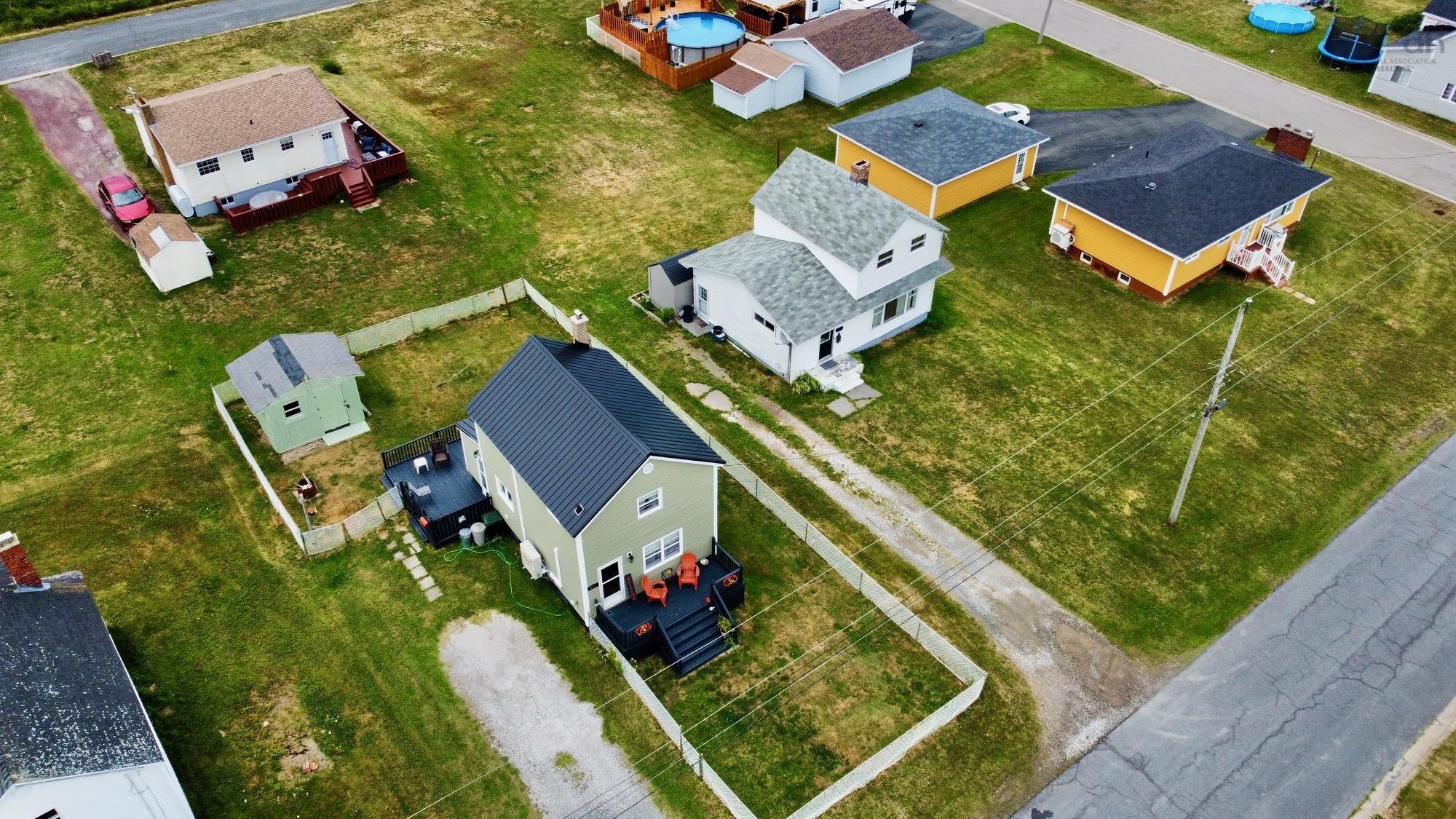 $184,900.00: 211 Ling Street, New Waterford