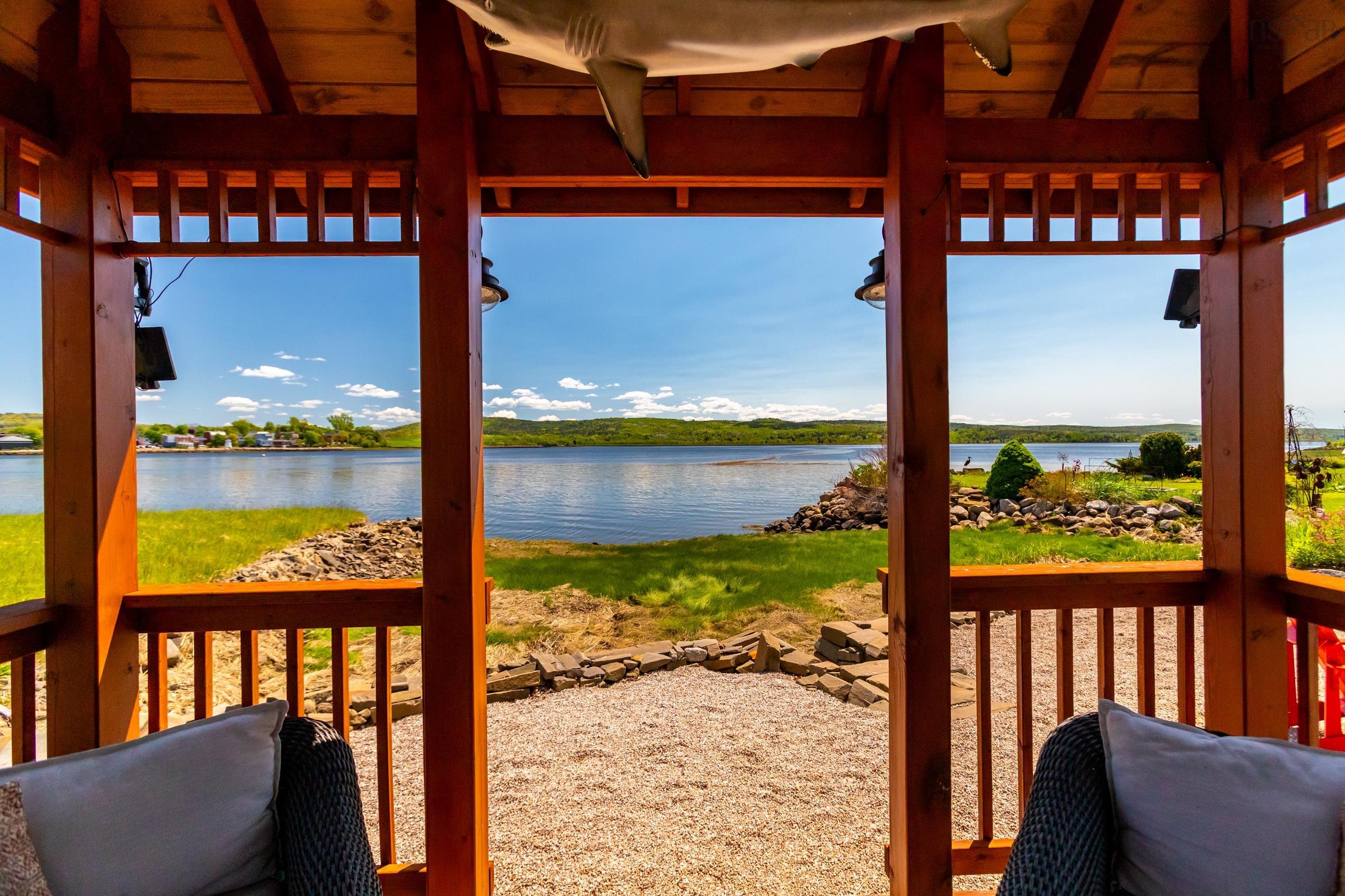 $829,000.00: 5287 Granville Road, Granville Ferry