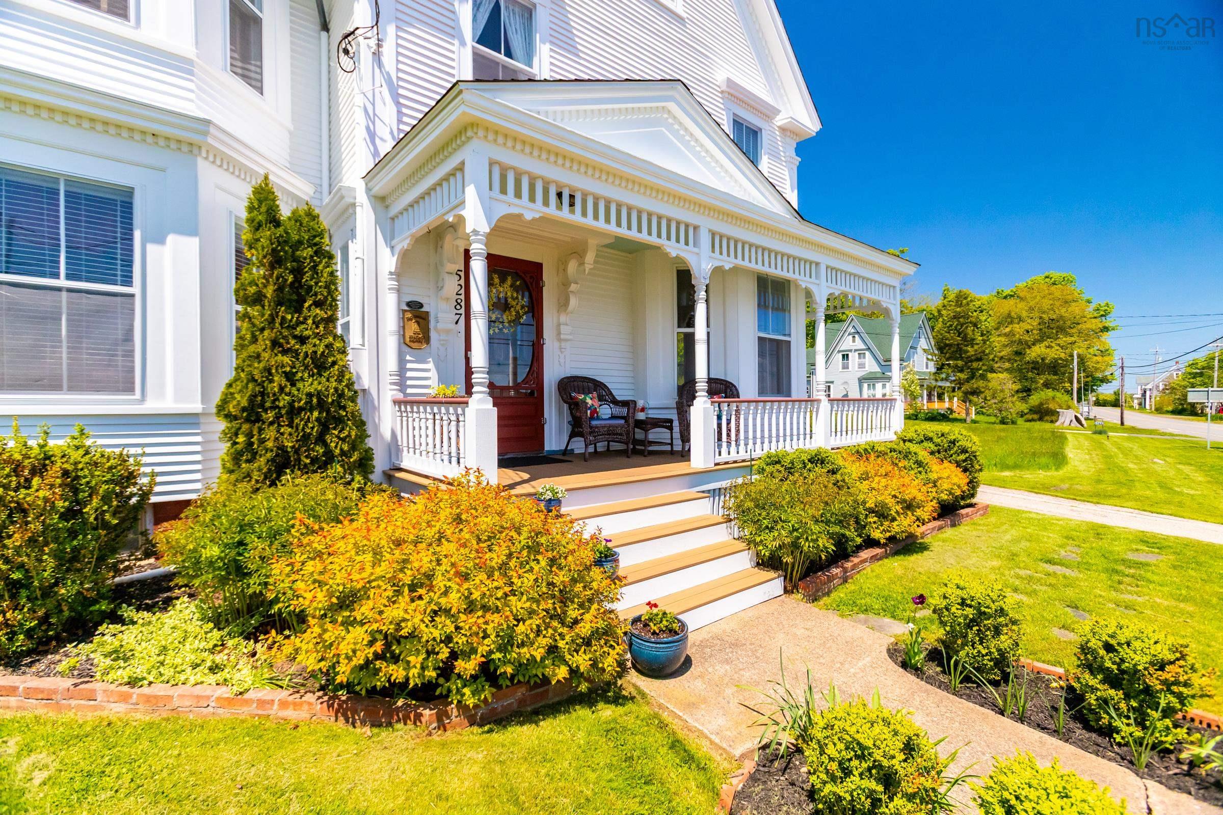 $829,000.00: 5287 Granville Road, Granville Ferry