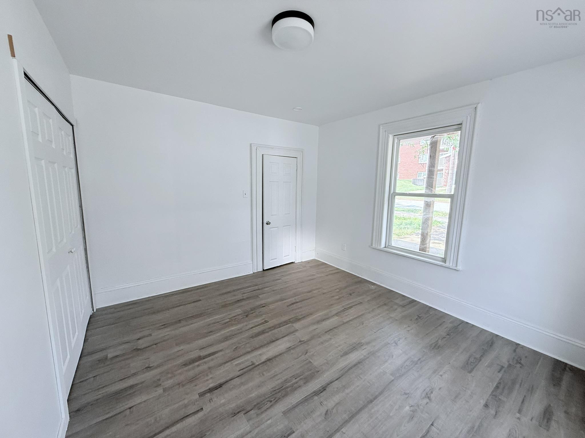 $225,000.00: 315 SOUTH FOORD Street, Stellarton