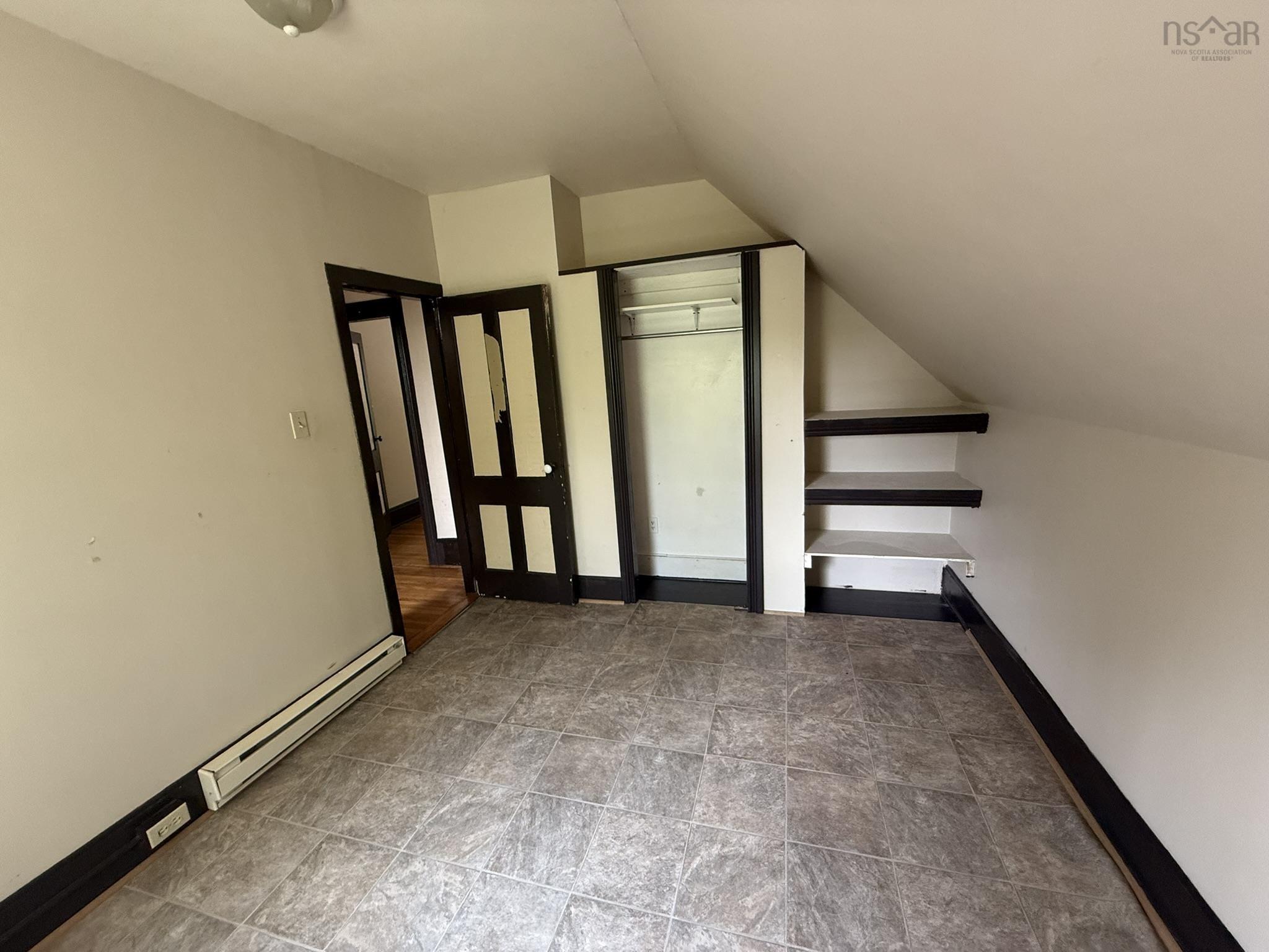 $225,000.00: 315 SOUTH FOORD Street, Stellarton