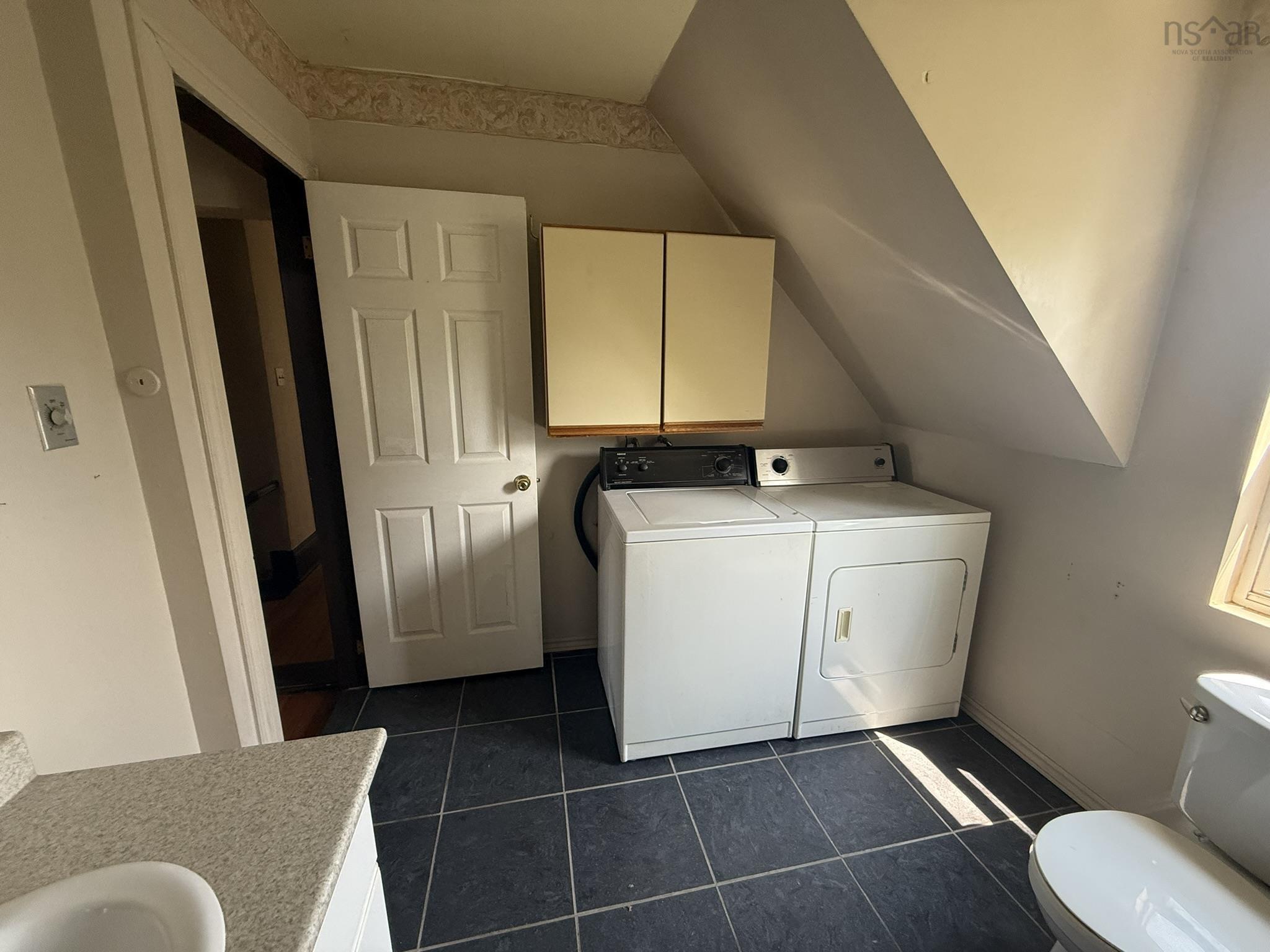 $225,000.00: 315 SOUTH FOORD Street, Stellarton