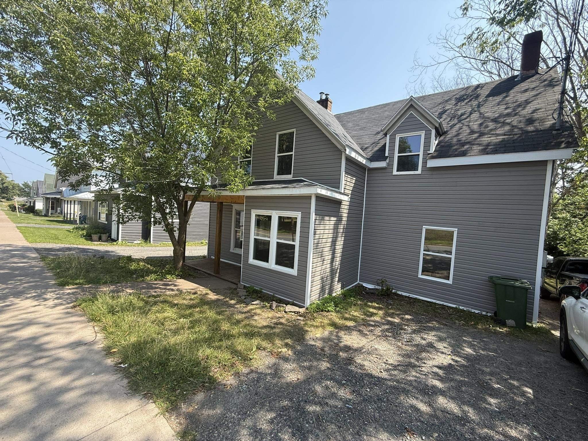 $225,000.00: 315 SOUTH FOORD Street, Stellarton