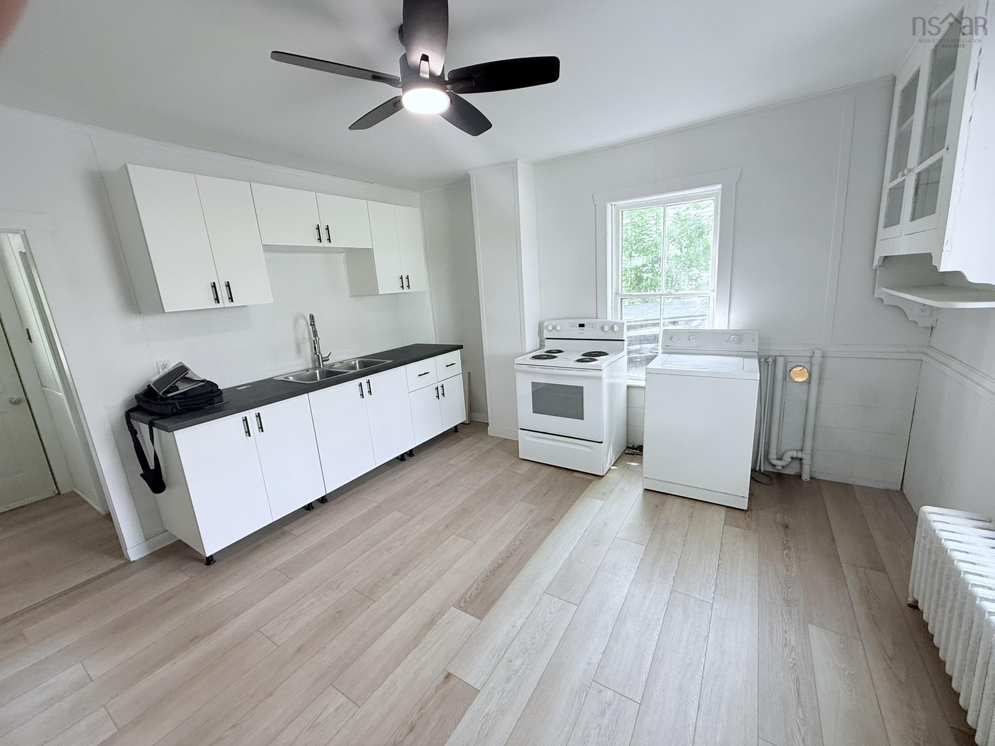 $225,000.00: 315 SOUTH FOORD Street, Stellarton