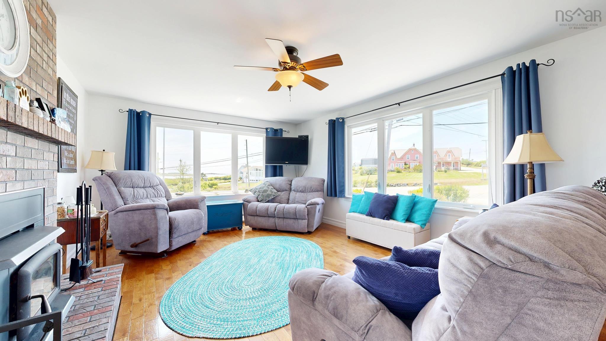 $430,000.00: 3009 Main Street, Clark