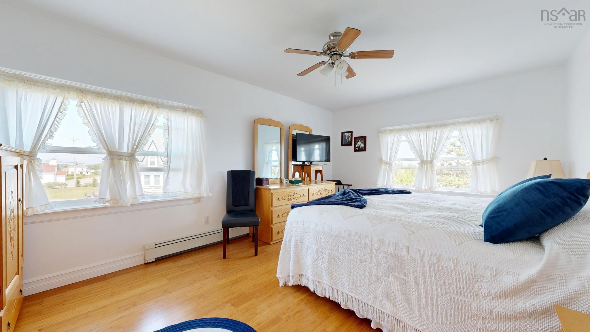 $430,000.00: 3009 Main Street, Clark