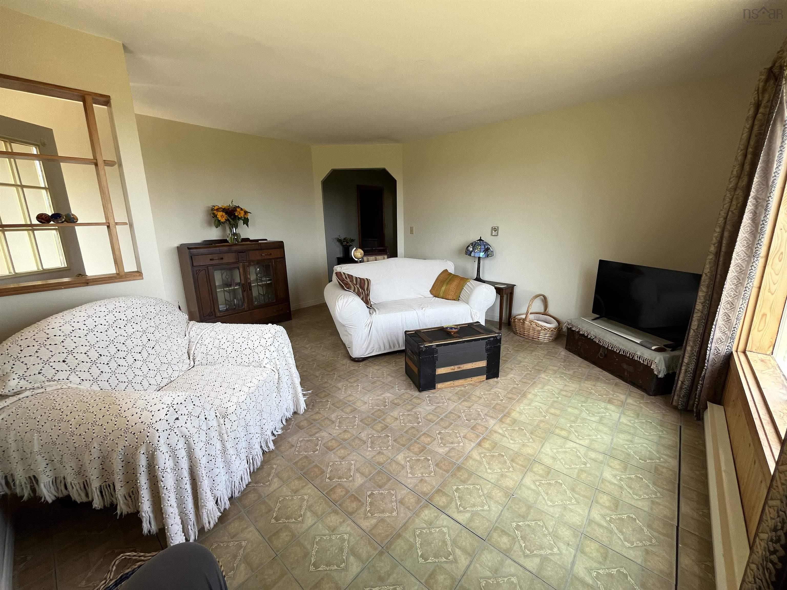 $319,000.00: 7787 Highway 209, Brookville