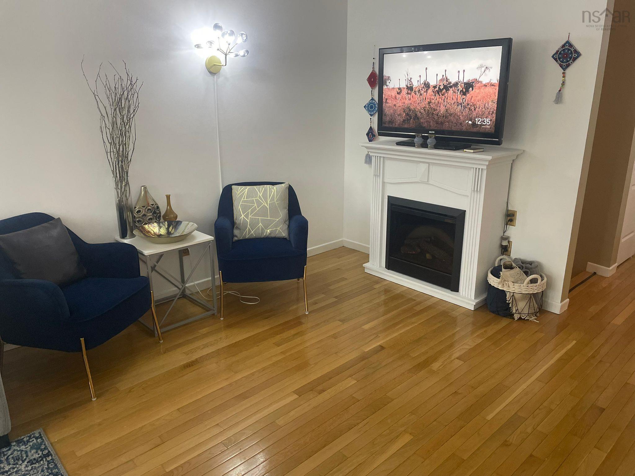 $379,900.00: 114 51 Wimbledon Road Road, Bedford
