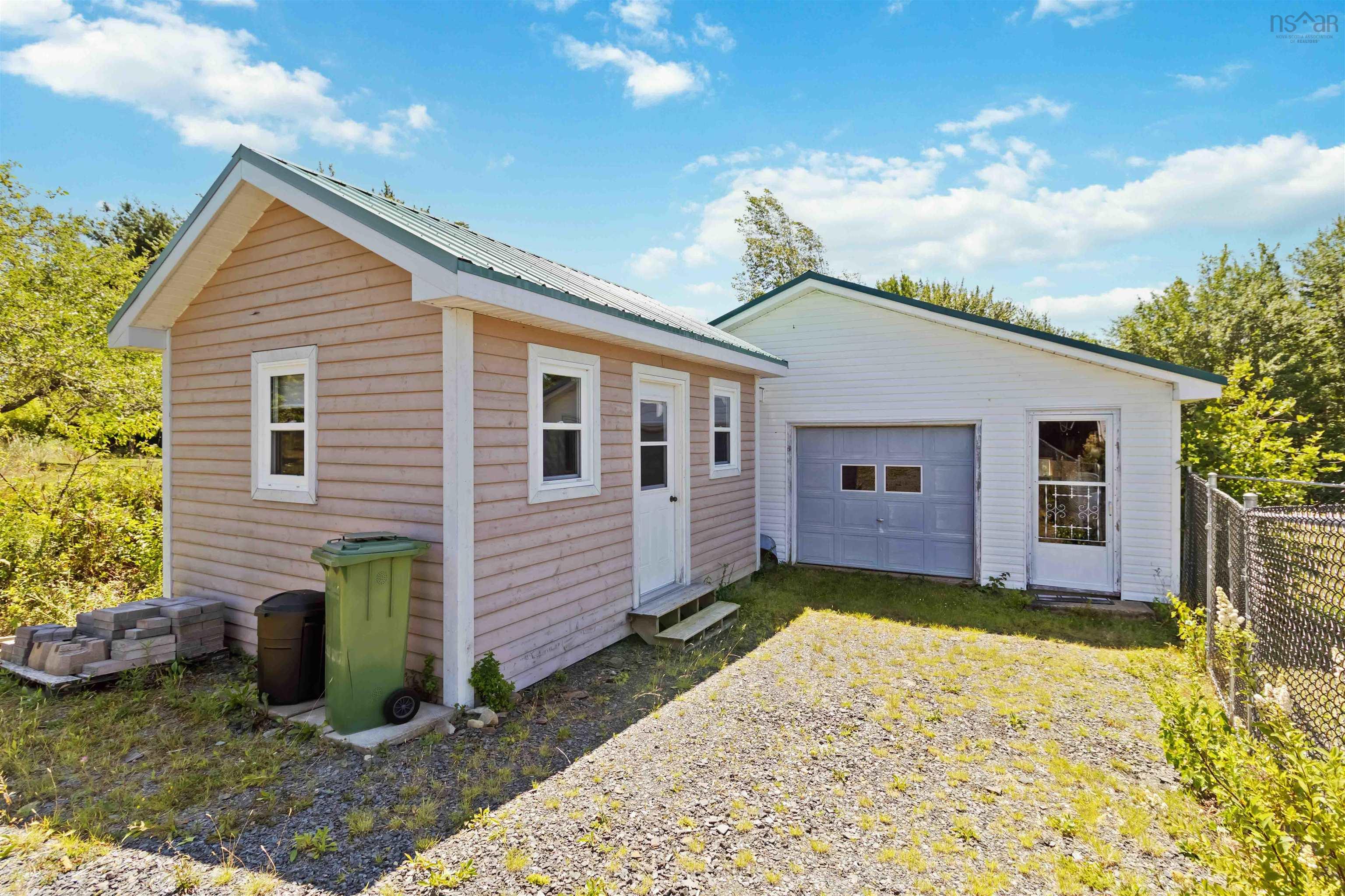 $449,000.00: 5451 Highway 325, Baker Settlement
