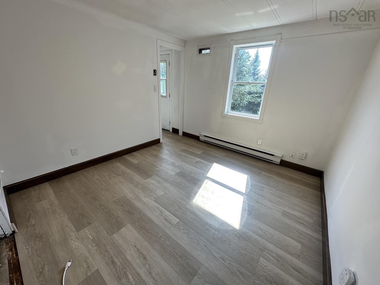 $220,000.00: 403 Les Collins Avenue, West Chezzetcook
