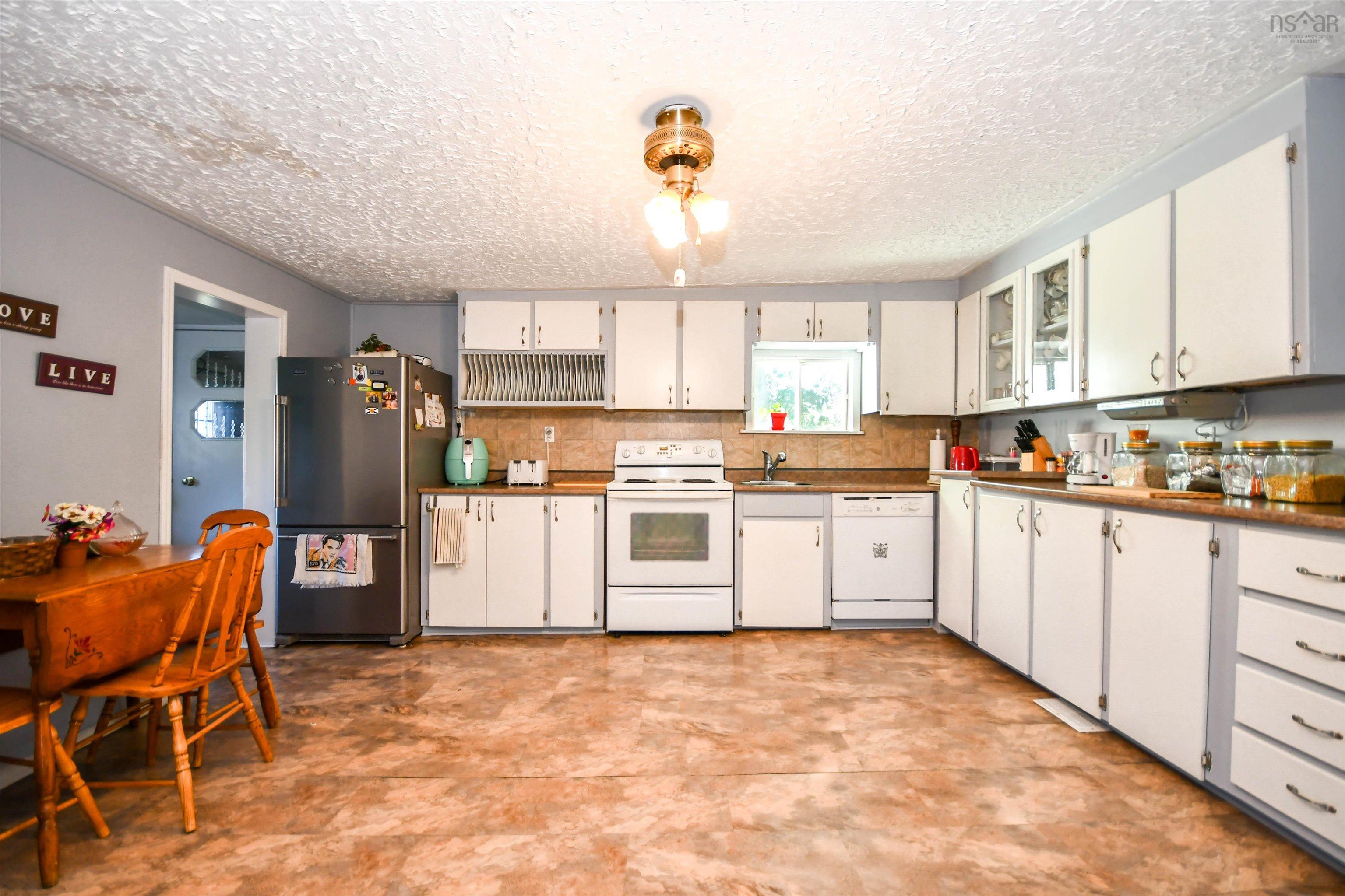 $284,900.00: 5134 Stewiacke Road, South Branch