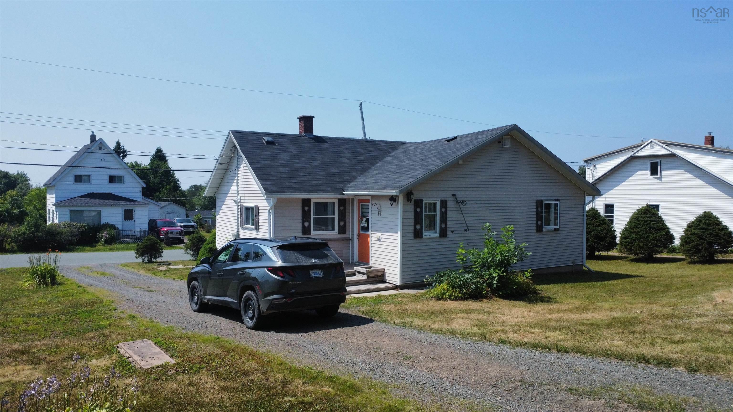 $279,900.00: 110 & 112 Victoria Street, Springhill