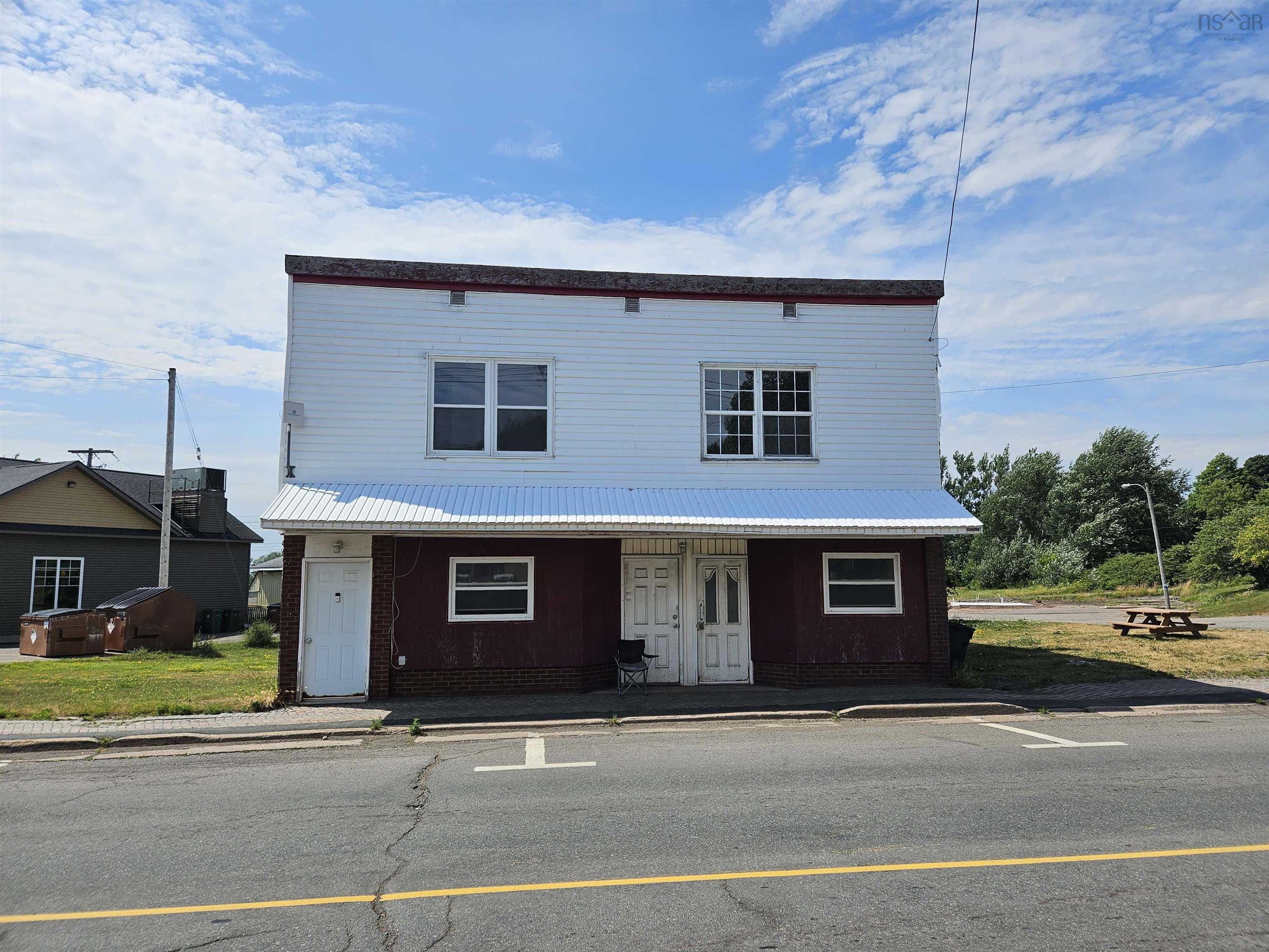 $219,900.00: 22 Main Street, Springhill