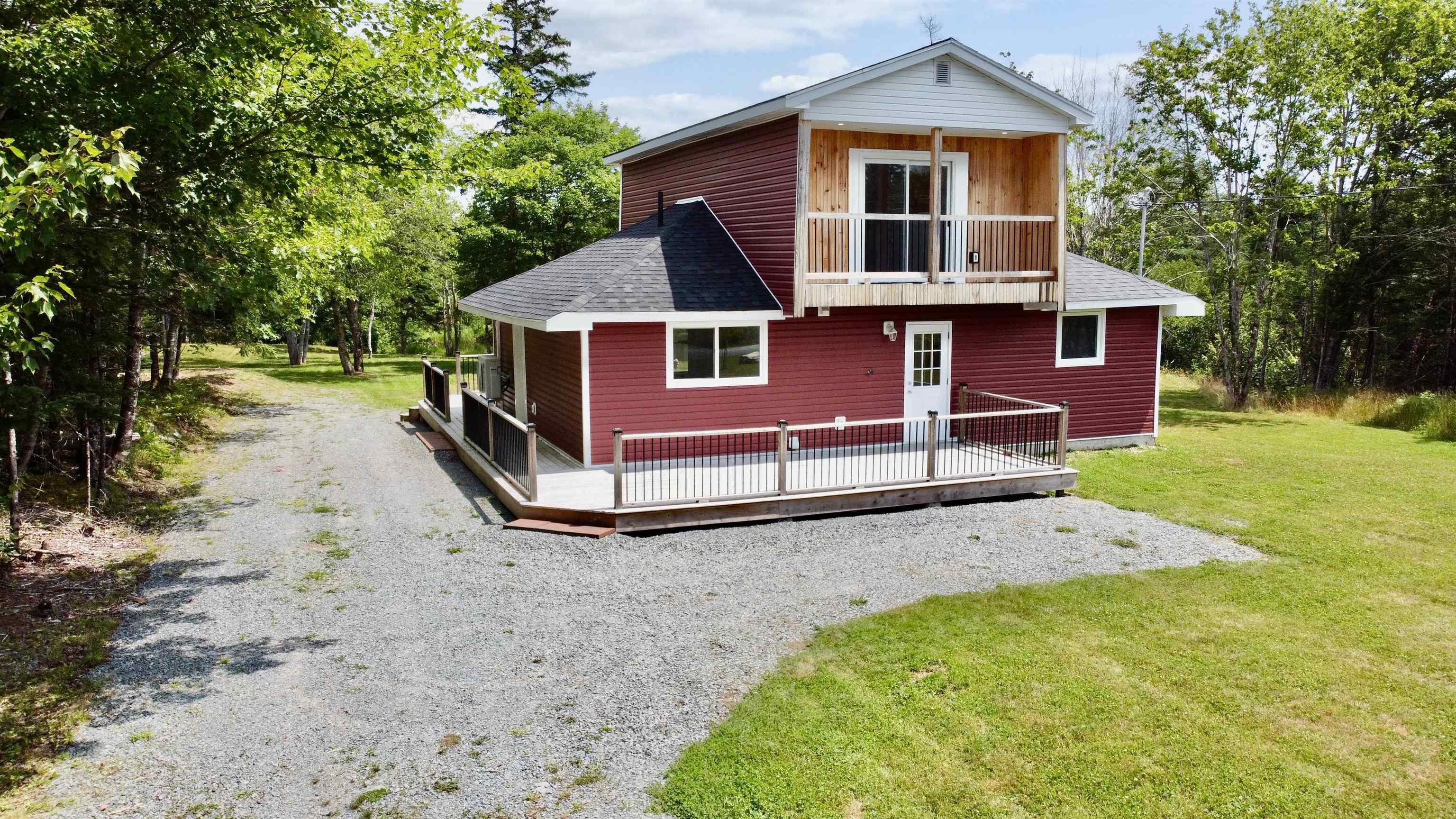 $249,900.00: 1988 New Chester Road, New Chester