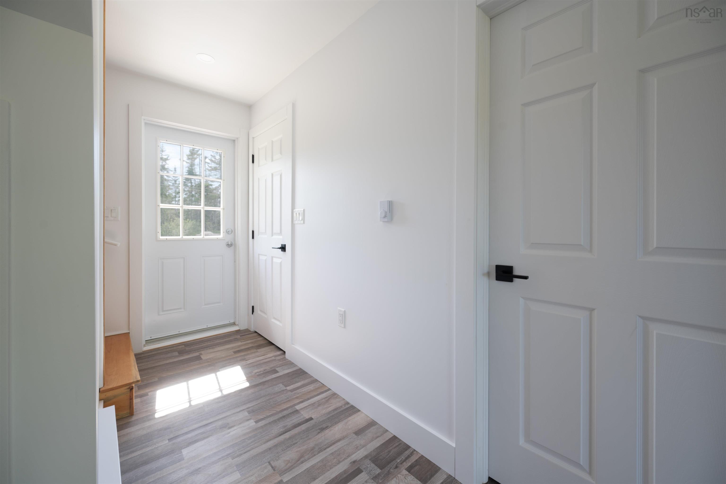 $249,900.00: 1988 New Chester Road, New Chester