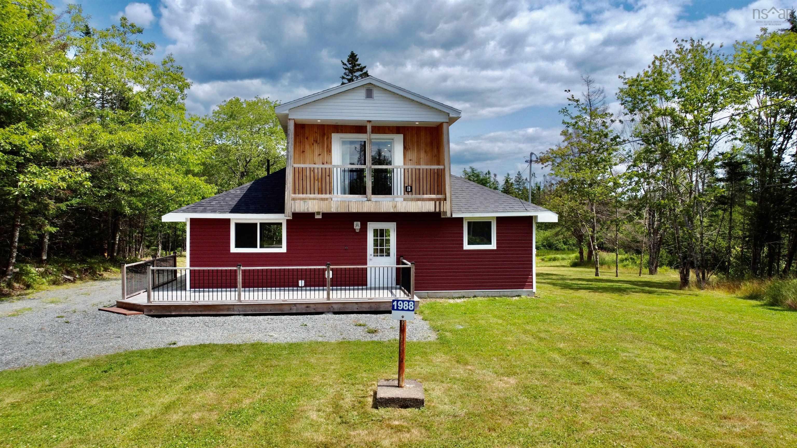 $249,900.00: 1988 New Chester Road, New Chester