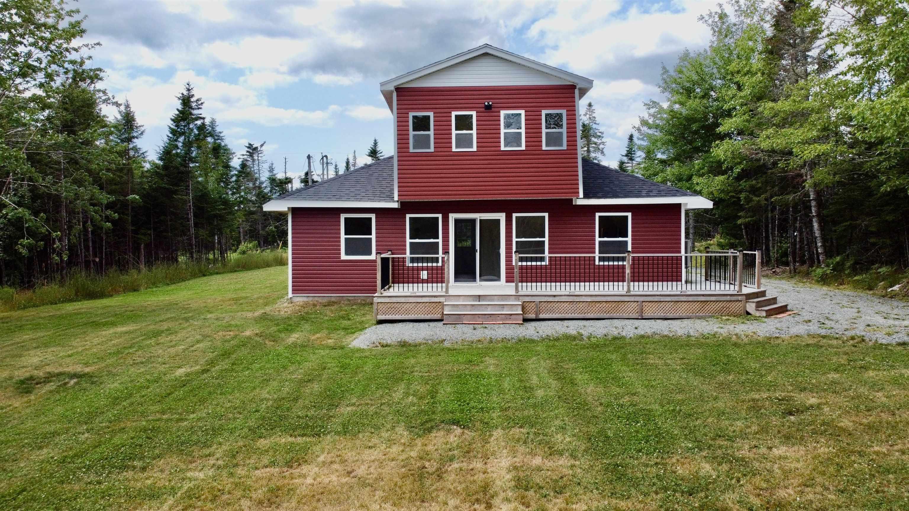 $249,900.00: 1988 New Chester Road, New Chester