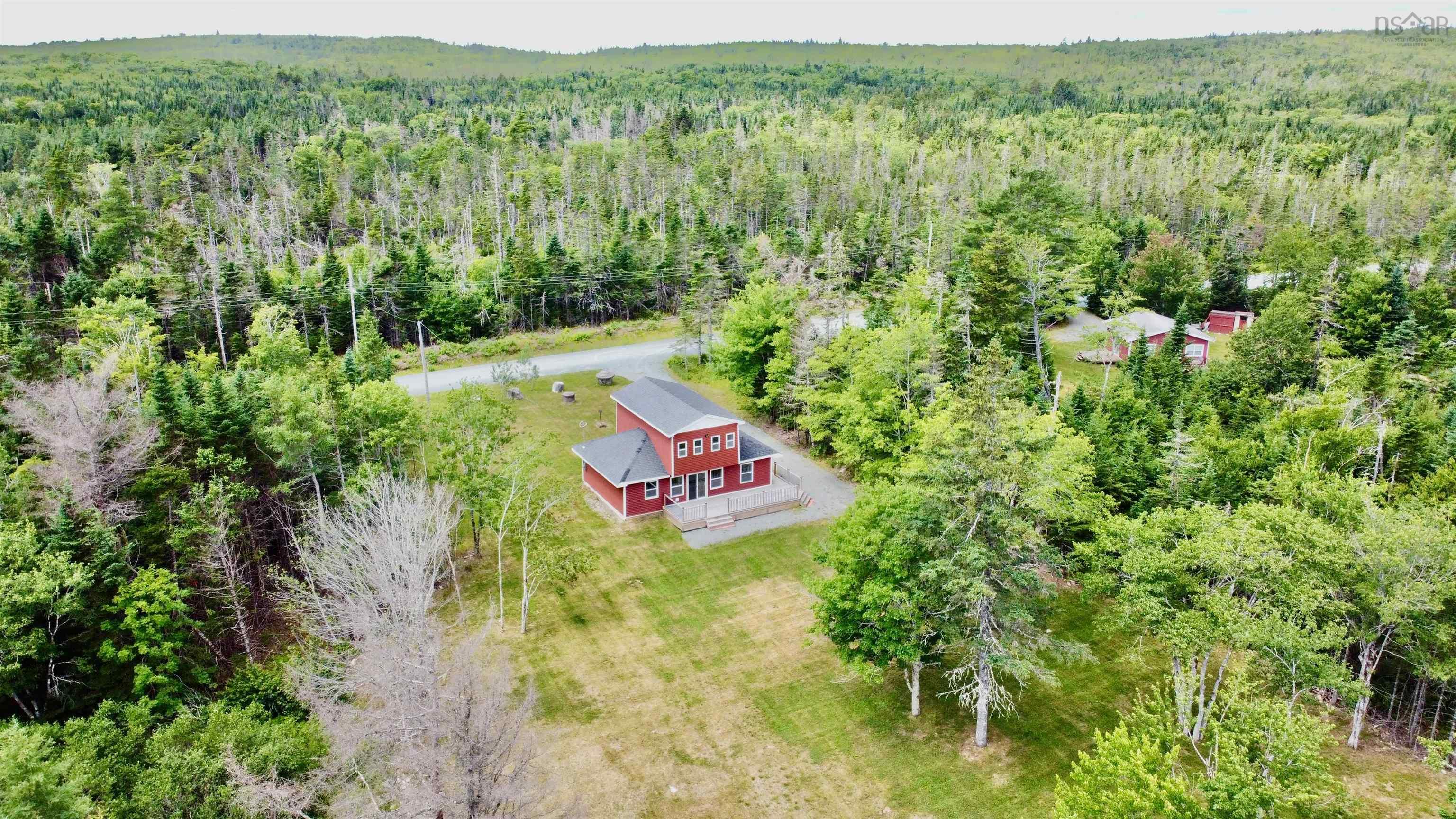 $249,900.00: 1988 New Chester Road, New Chester