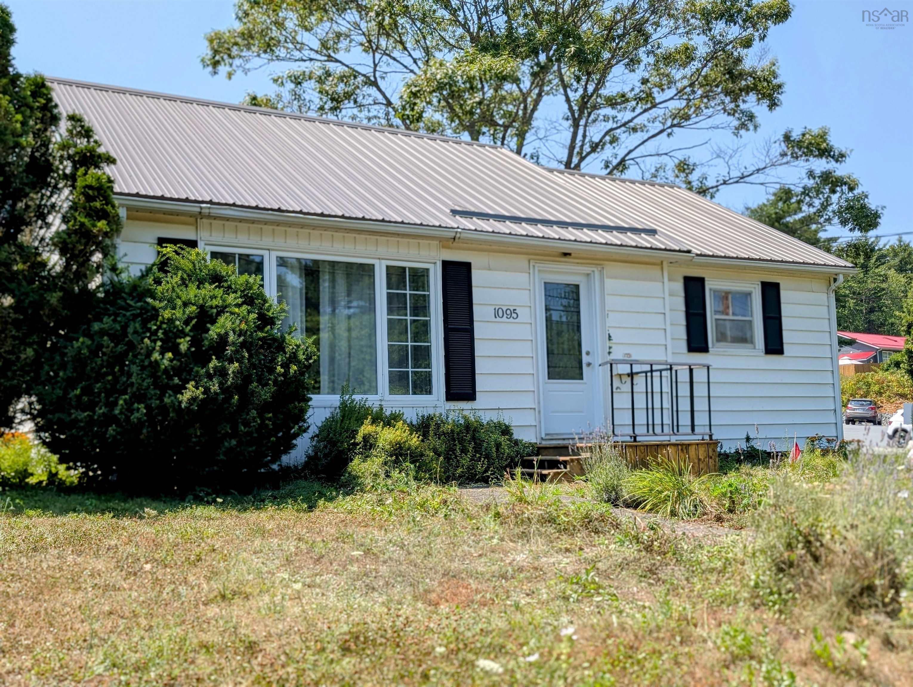 $320,000.00: 1095 King Street, Bridgewater
