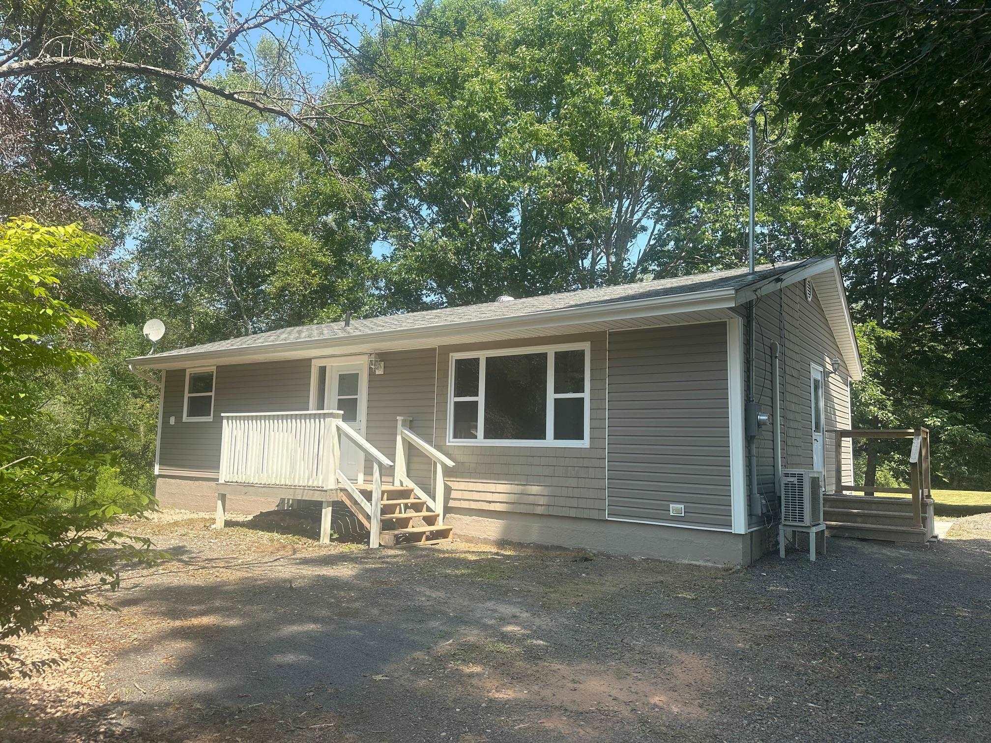 $317,500.00: 30 Dodge Road Extension, South Farmington