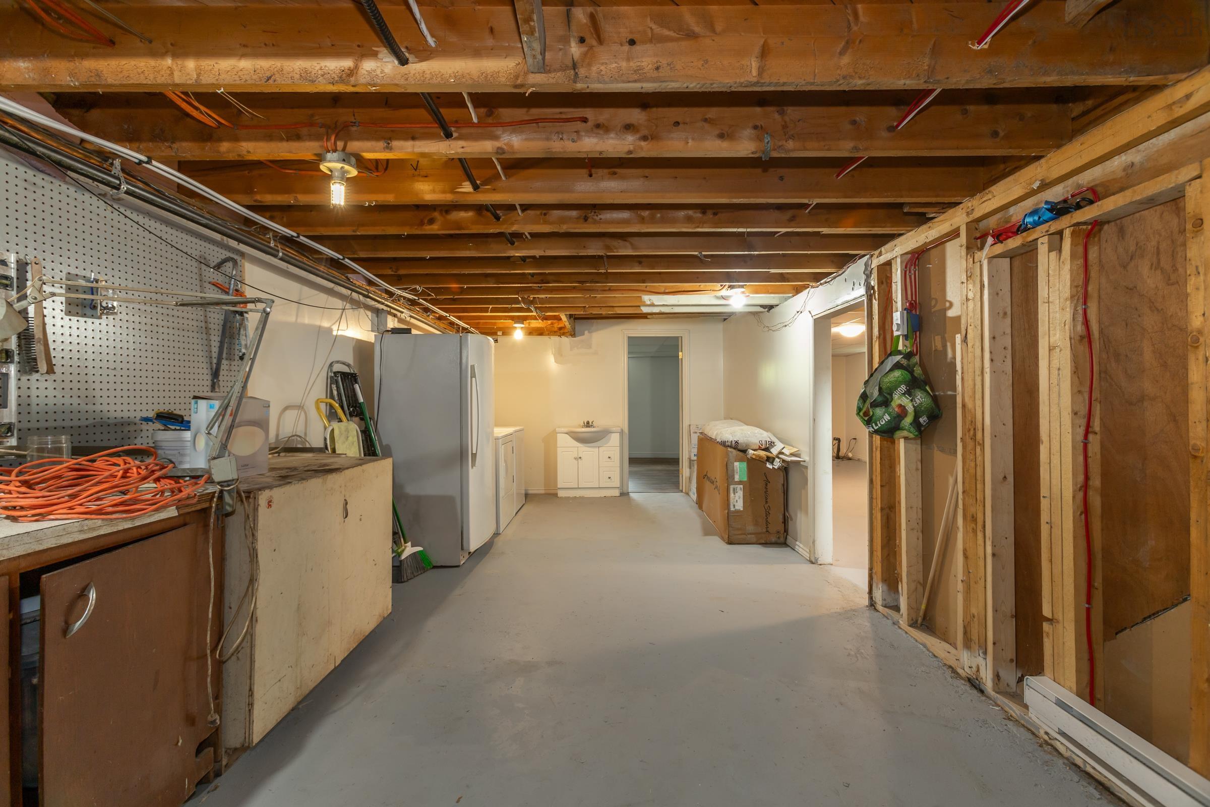 $317,500.00: 30 Dodge Road Extension, South Farmington