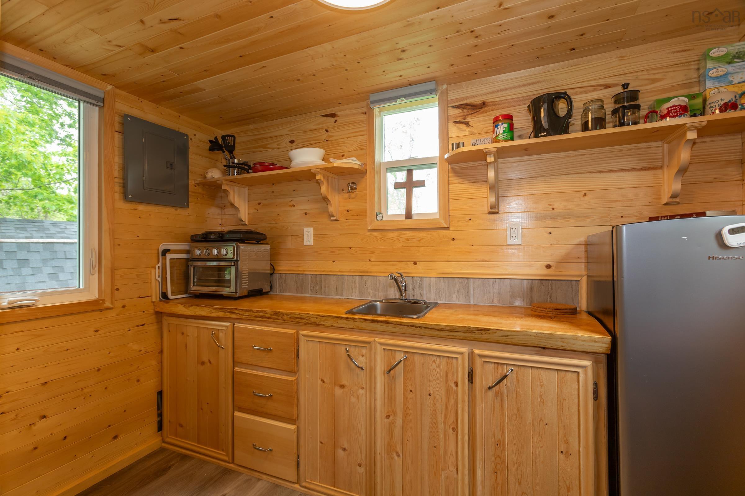 $317,500.00: 30 Dodge Road Extension, South Farmington